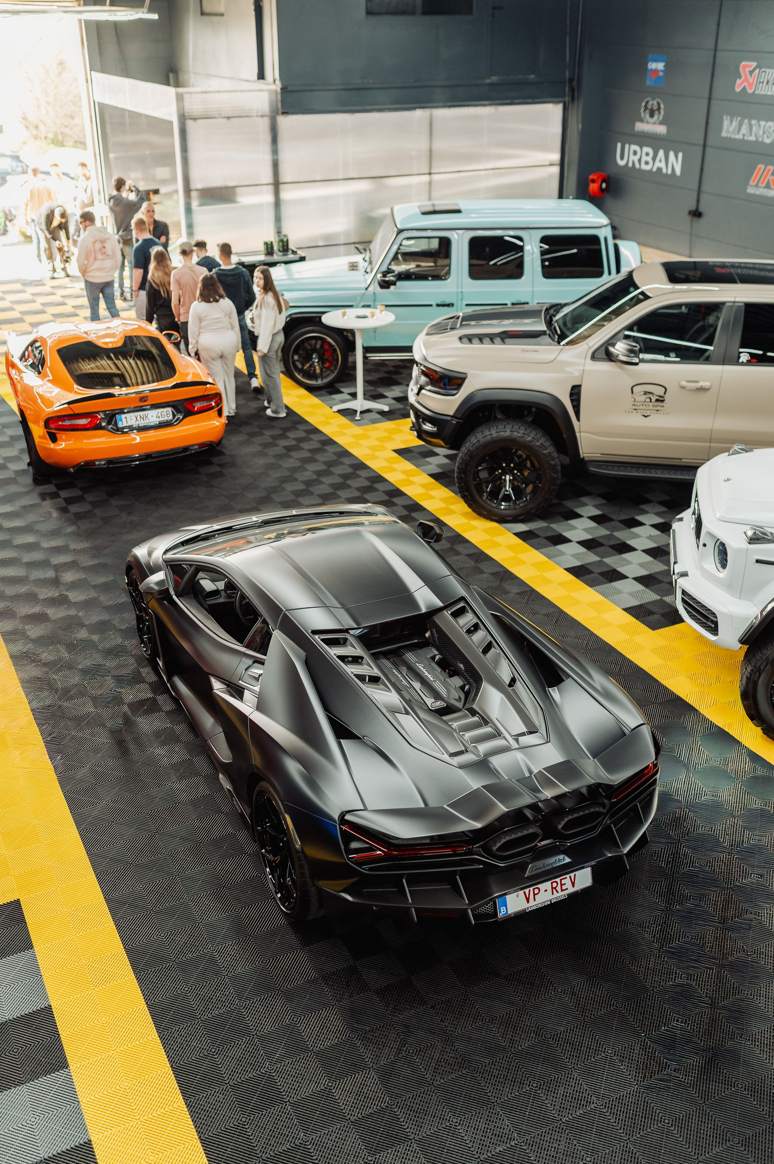 Photographe événement — Inauguration Auto Spa Concept Waterloo | Essence of Memories. Fotograf Roman Bruxelles & Brussels — Botez, Nunta, Evenimente, Sedinte foto | Essence of Memories