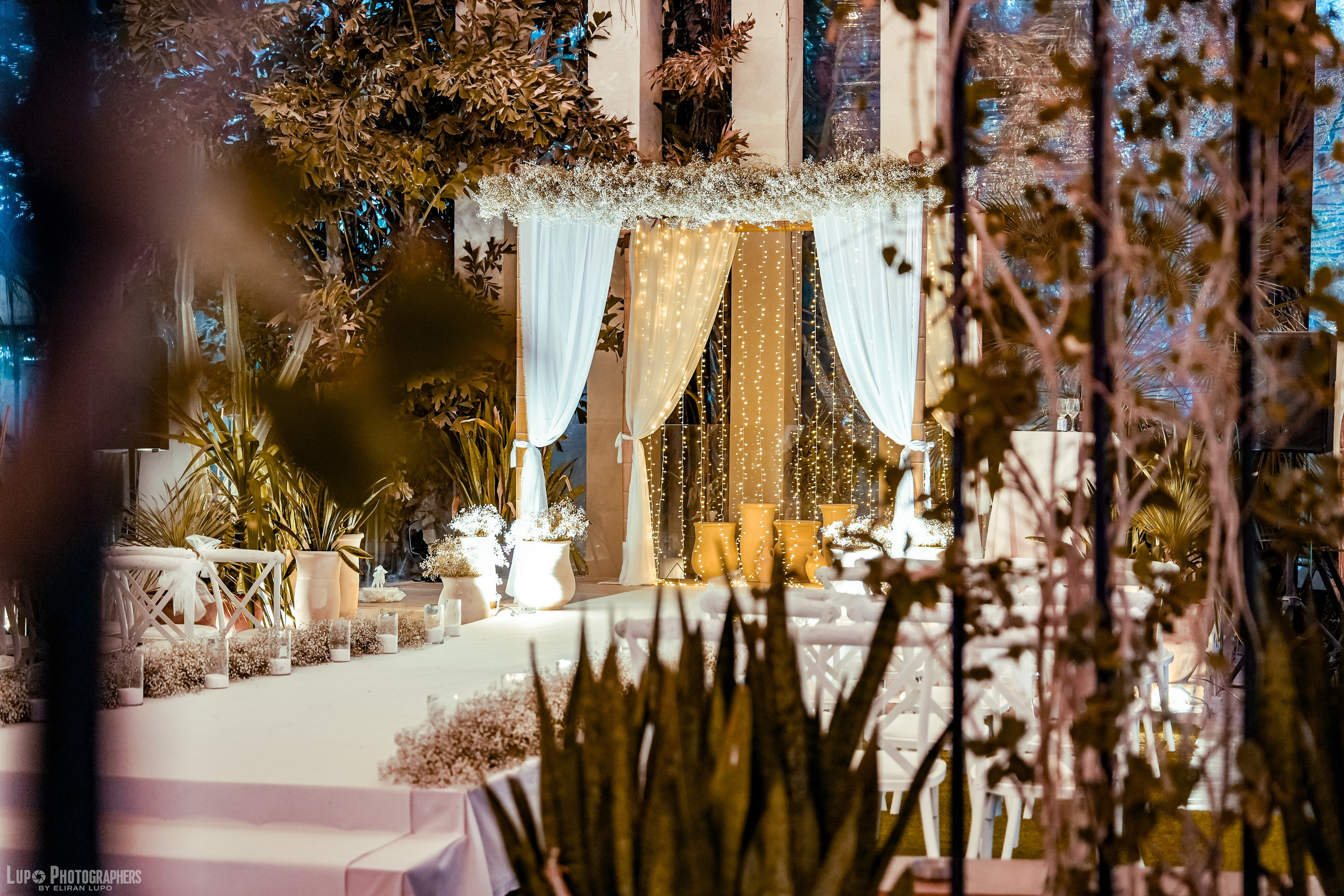 ראשי. לופו צלמים — צילום חתונות ואירועים