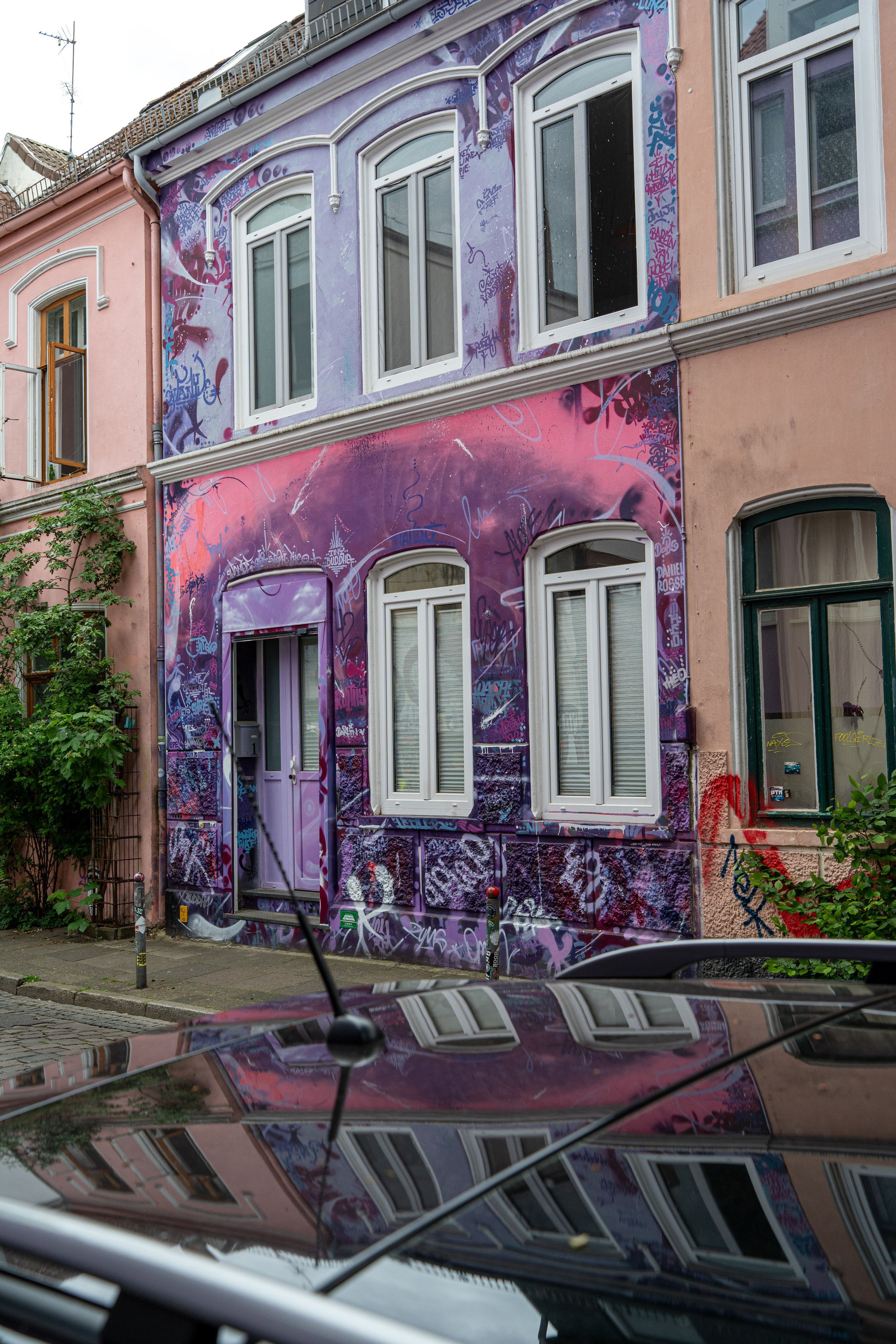 A little bit of street in Bremen #1. URBANSTREETFILES.ART