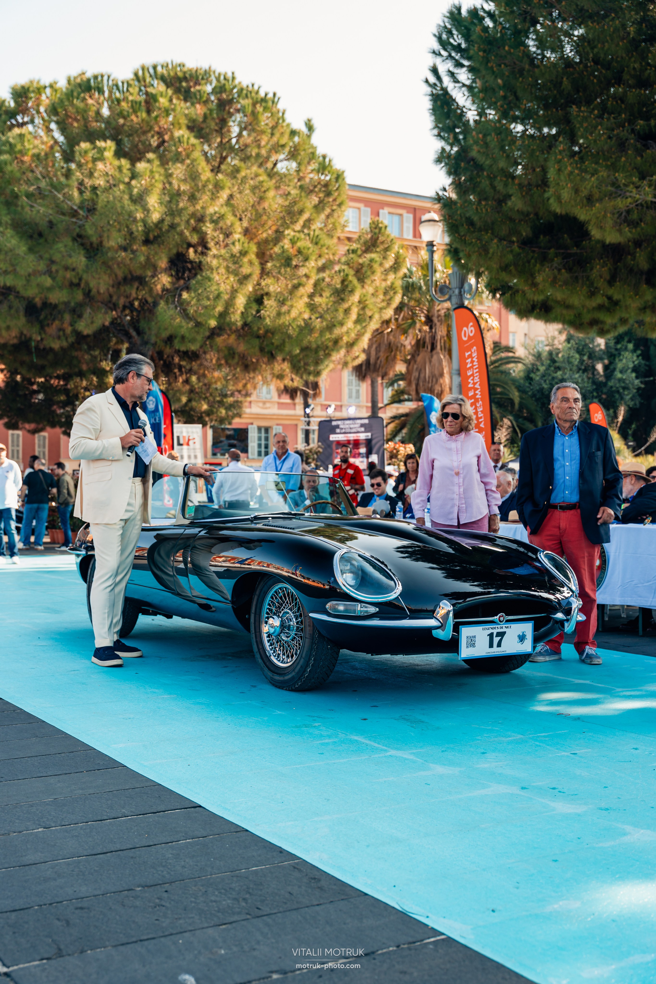 Legends de Nice. Photographe de voitures à Paris — Vitalii Motruk