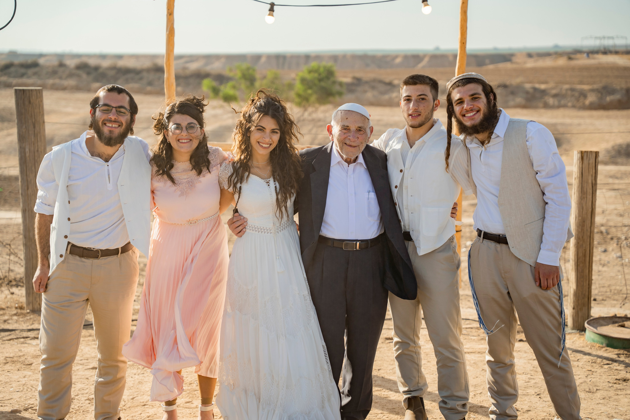 אביה ואחיה. יוסף מזרחי צילום חתונה, ברית וזוגיות. צלם מקצועי שאוהב להוציא אתכם הכי יפים ברגעים הכי מרגשים