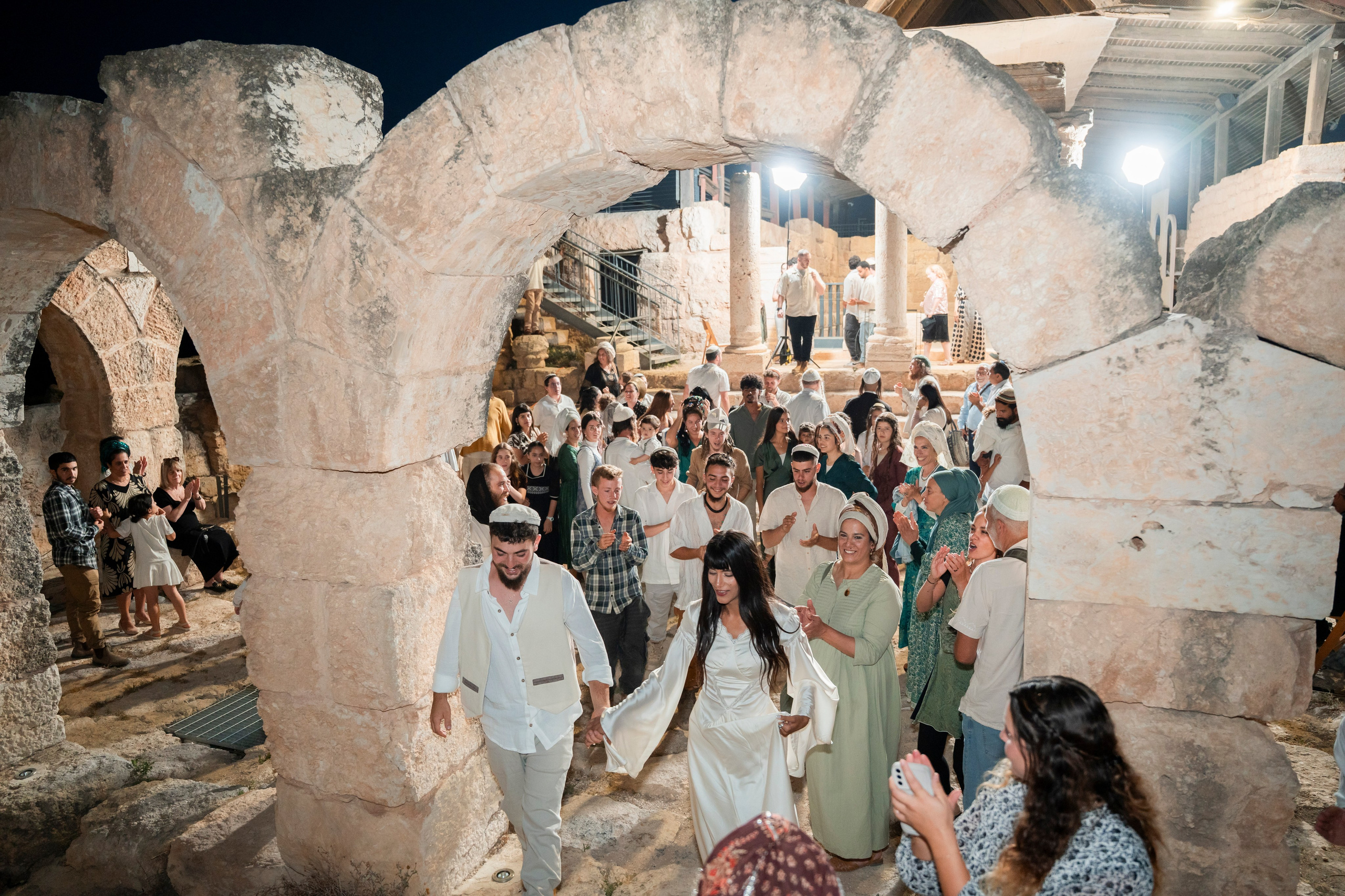 עדן ושלהבת. יוסף מזרחי צילום חתונה, ברית וזוגיות. צלם מקצועי שאוהב להוציא אתכם הכי יפים ברגעים הכי מרגשים