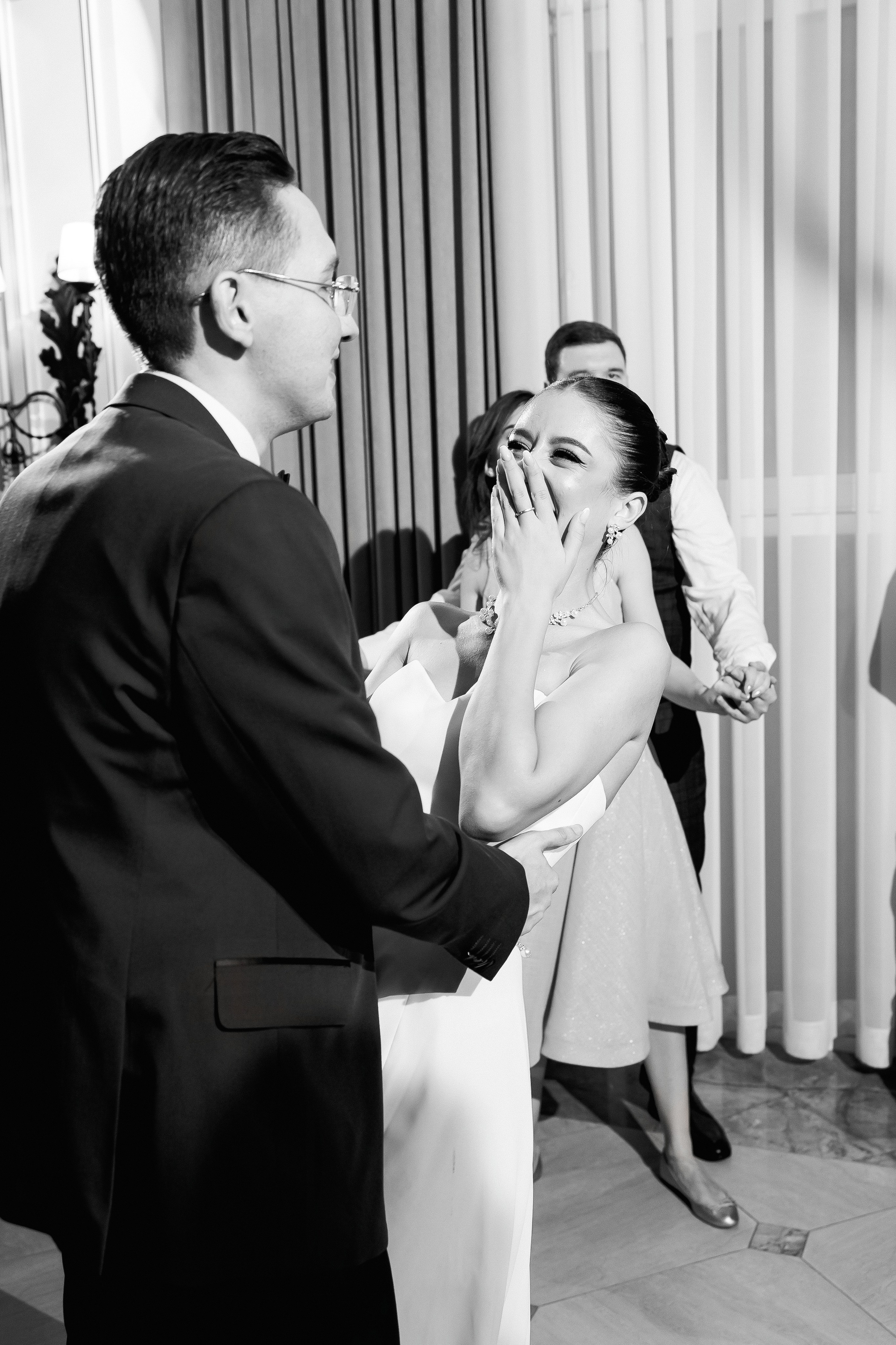 Serghei & Erica — Queen Residence. Servicii Foto și Video 067188353