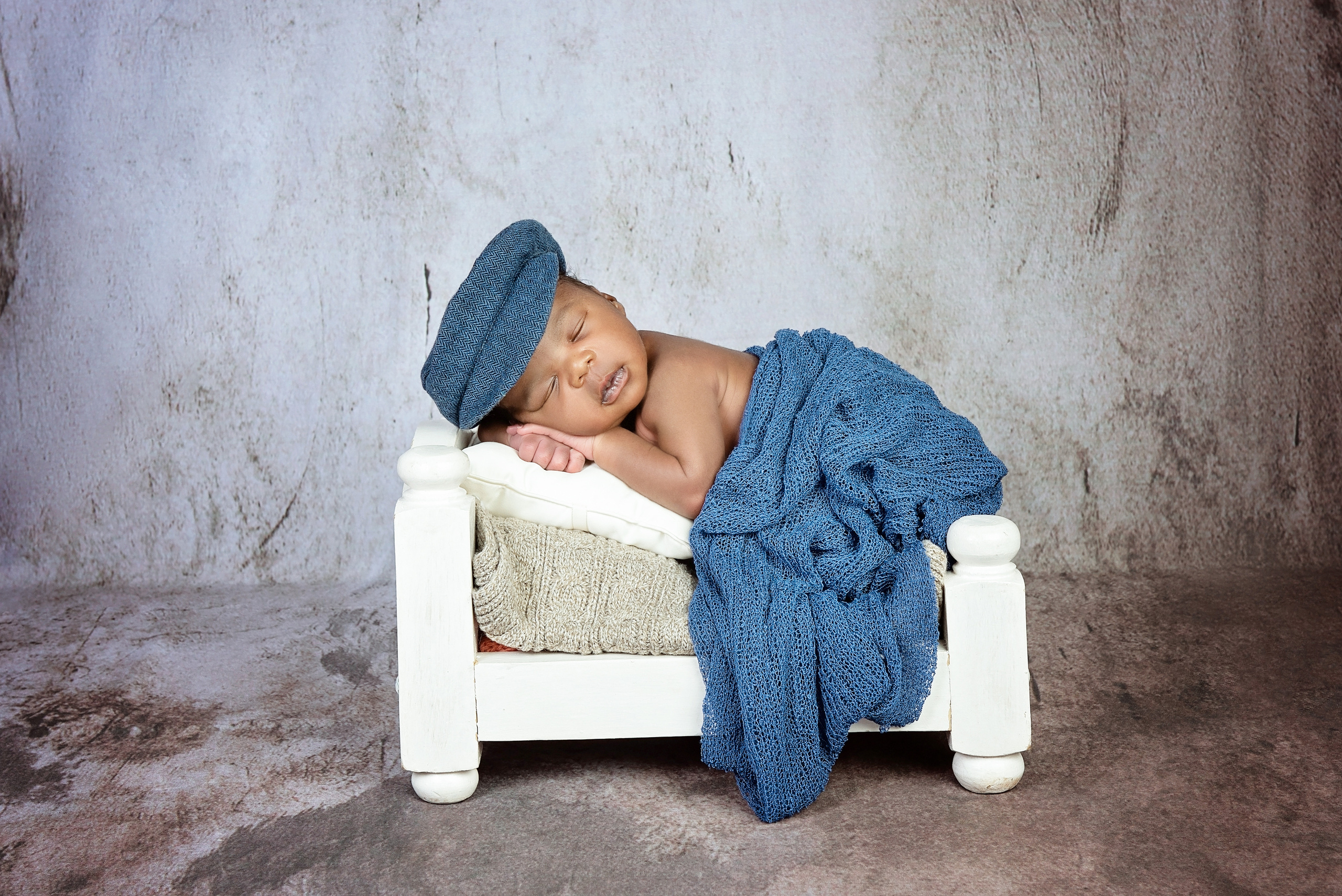 2 weeks newborn baby boy and family photo shoot photography Nairobi. Newborn, Baby, Maternity and Family Photographer Nairobi Mombasa Kenya