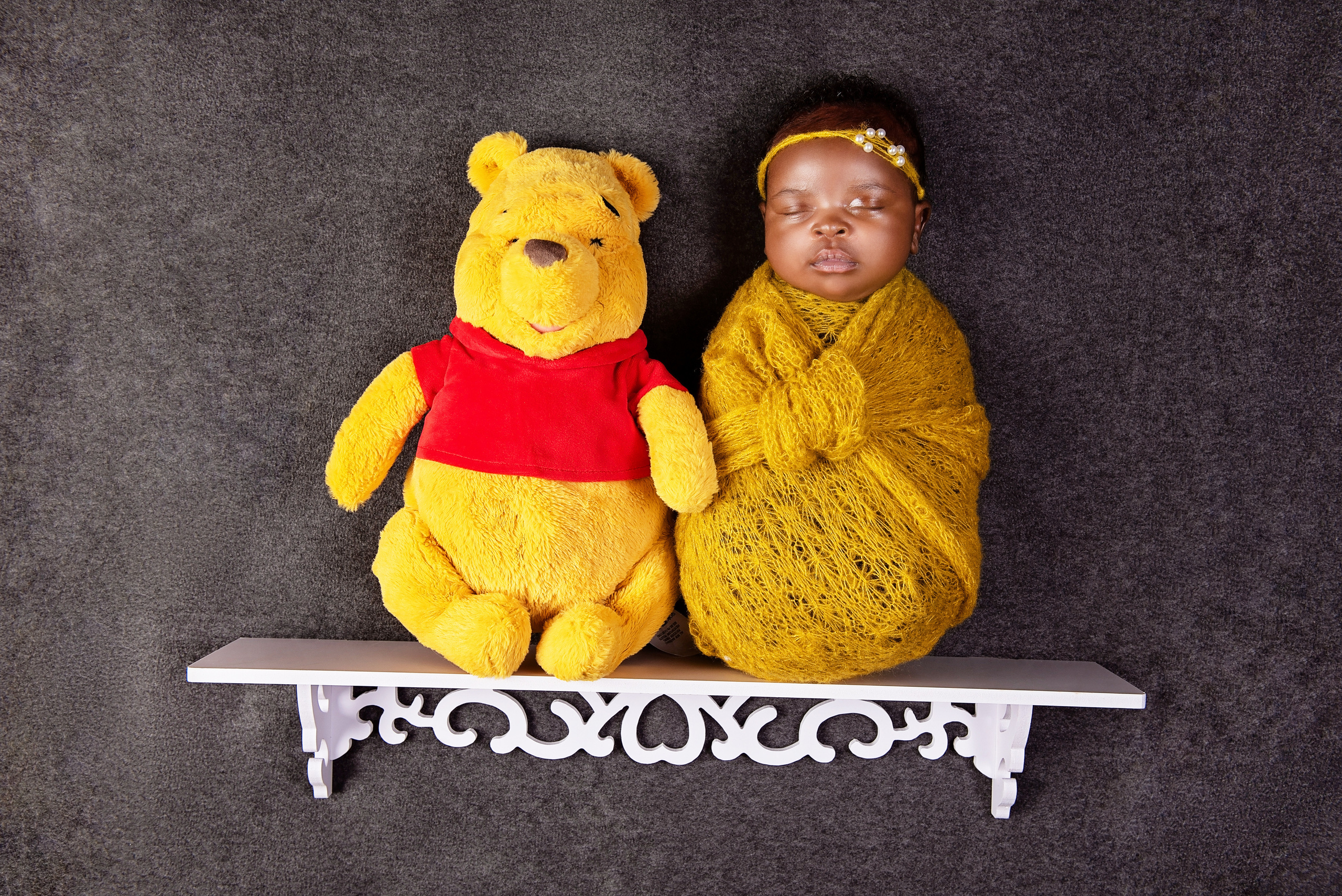 Rashmi newborn sibling and family photo shoot Nairobi Kenya. Newborn, Baby, Maternity and Family Photographer Nairobi Mombasa Kenya