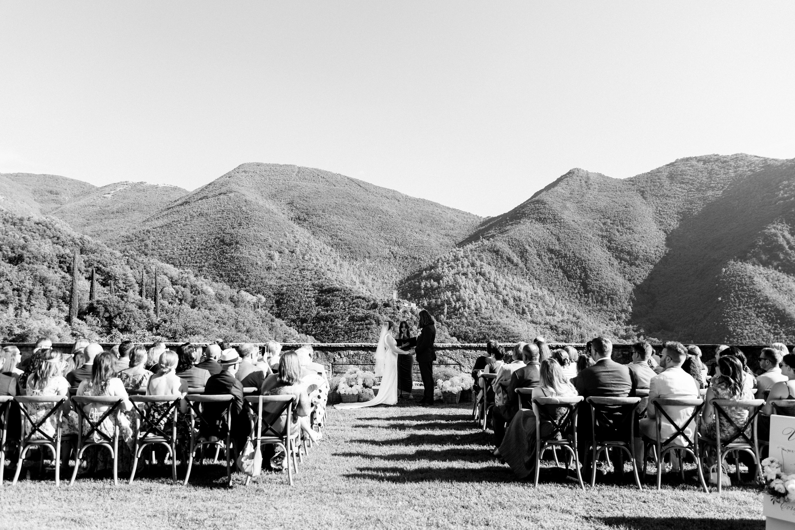 Wedding photographer Italy Rome, Tuscany, Lake Como, Sicily, Puglia. Wedding Photographer Rome Tuscany Como Sicily Puglia Amalfy Italy- Oksana Savenchuk