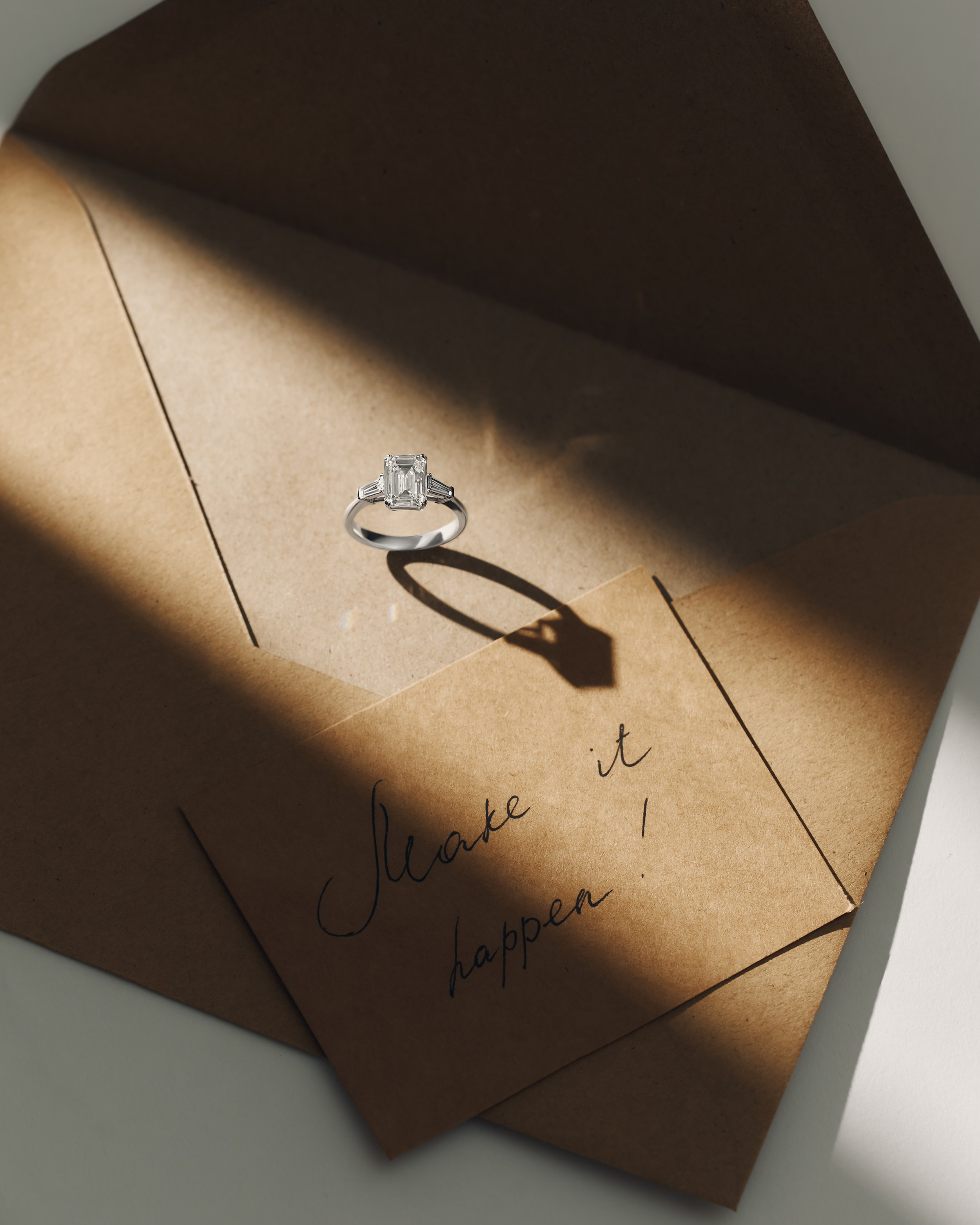 JEWELLERY. Fashion and advertising photographer Alina Mikhalkovich Dubai