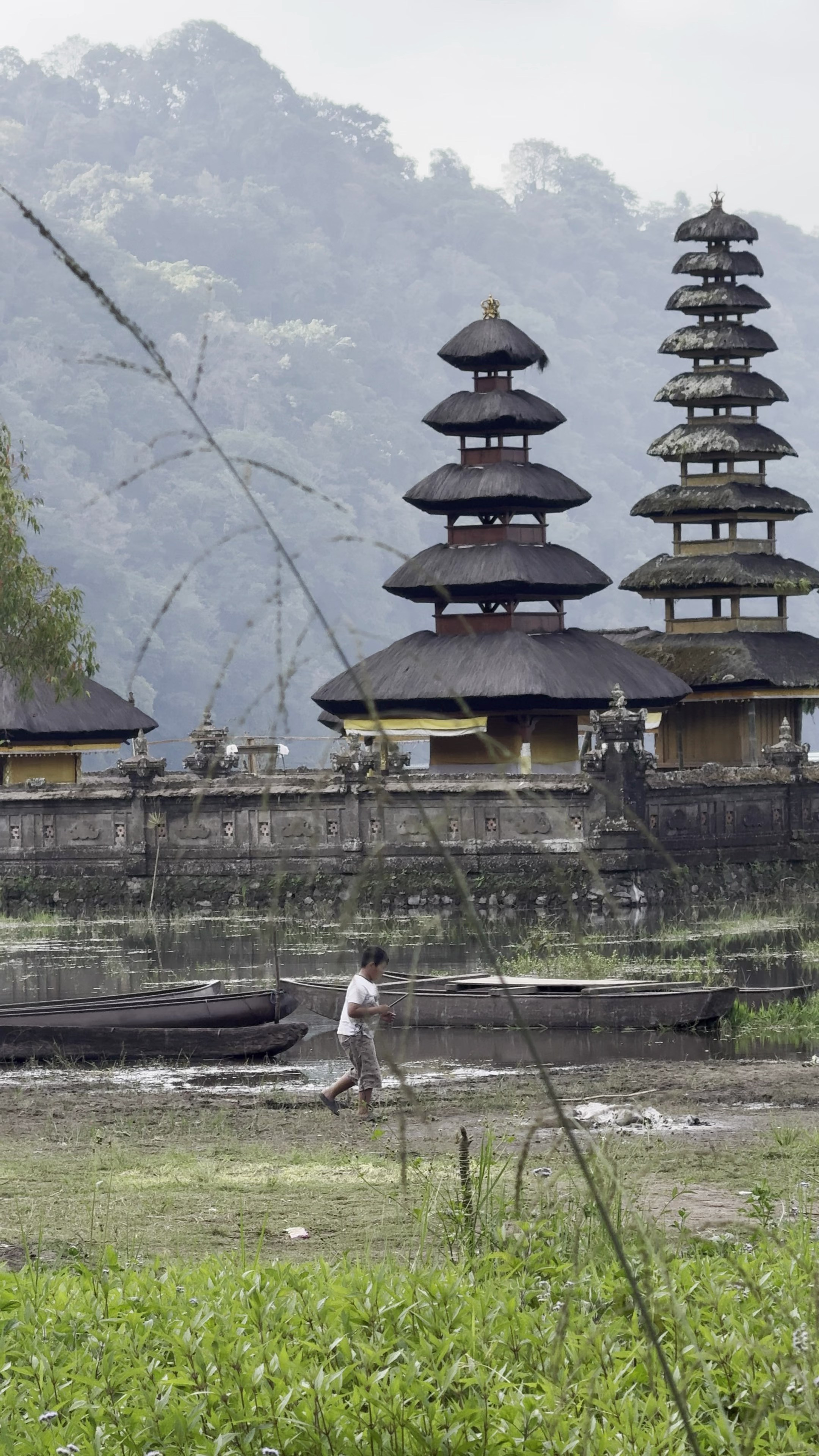 Лодка с гортензиями. Индивидуальный и парный фотограф на Бали — Bali Dream Photo