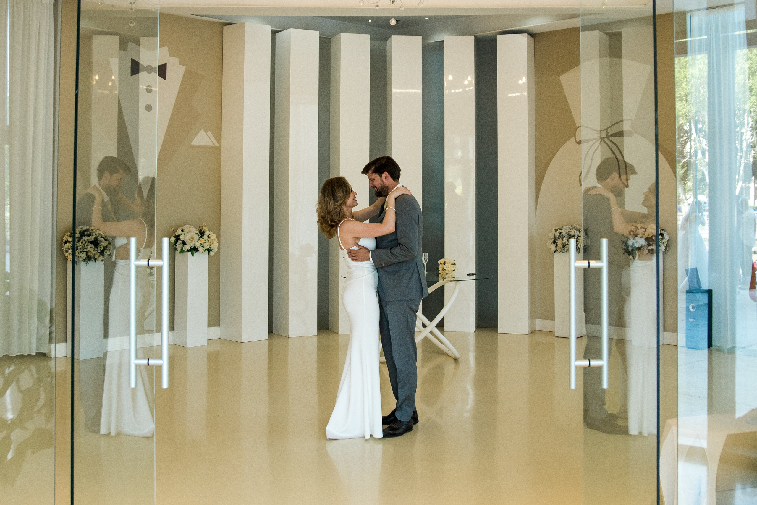 Свадебная пара из Англии и России в Тбилиси. Свадебные фотографы в Грузии, Армении. Макс Коваленко и Лара Татосян. Свадебный видеограф