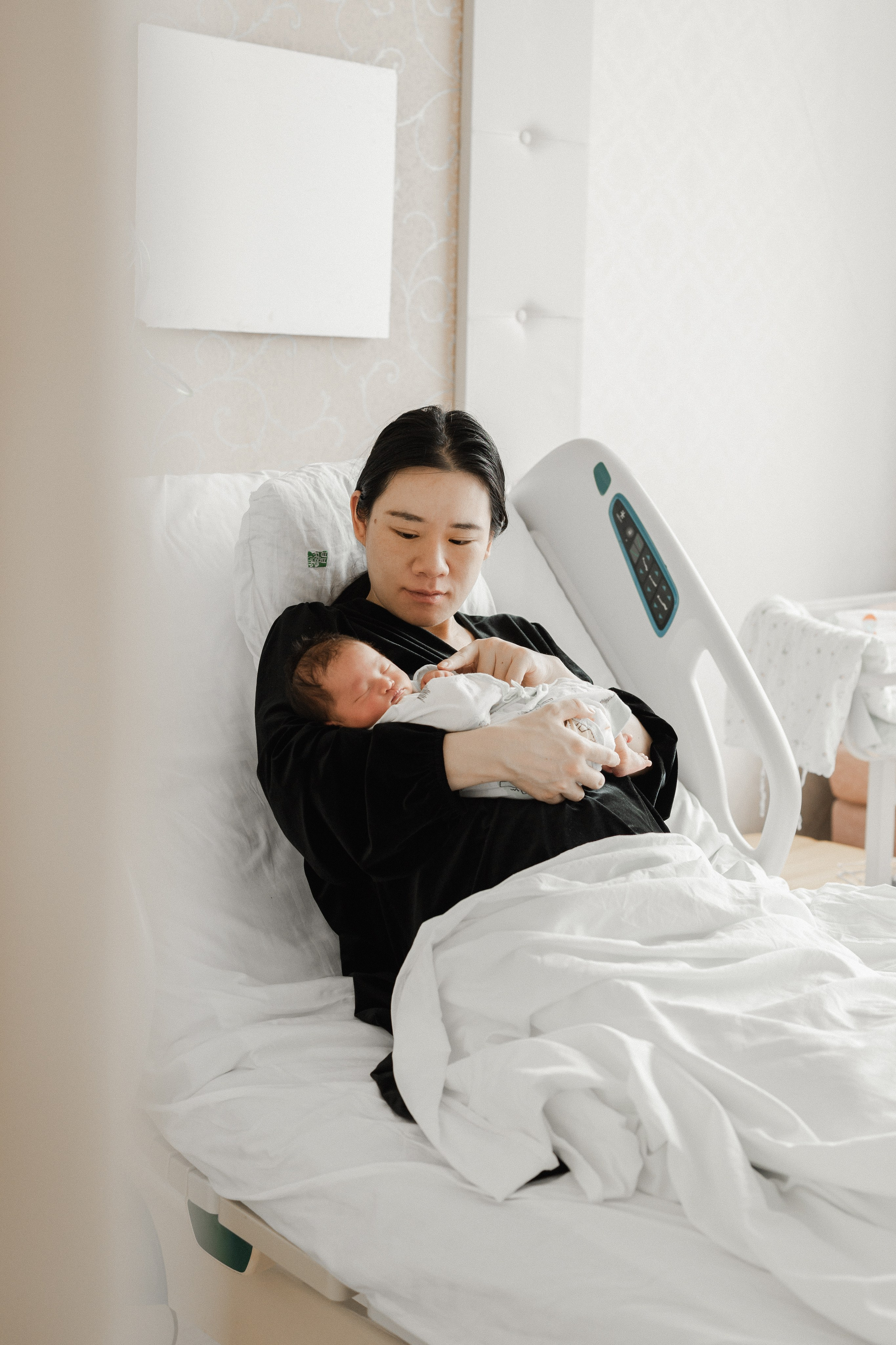 Fresh 48 & 新生儿. Family Photographer Angie in Shanghai