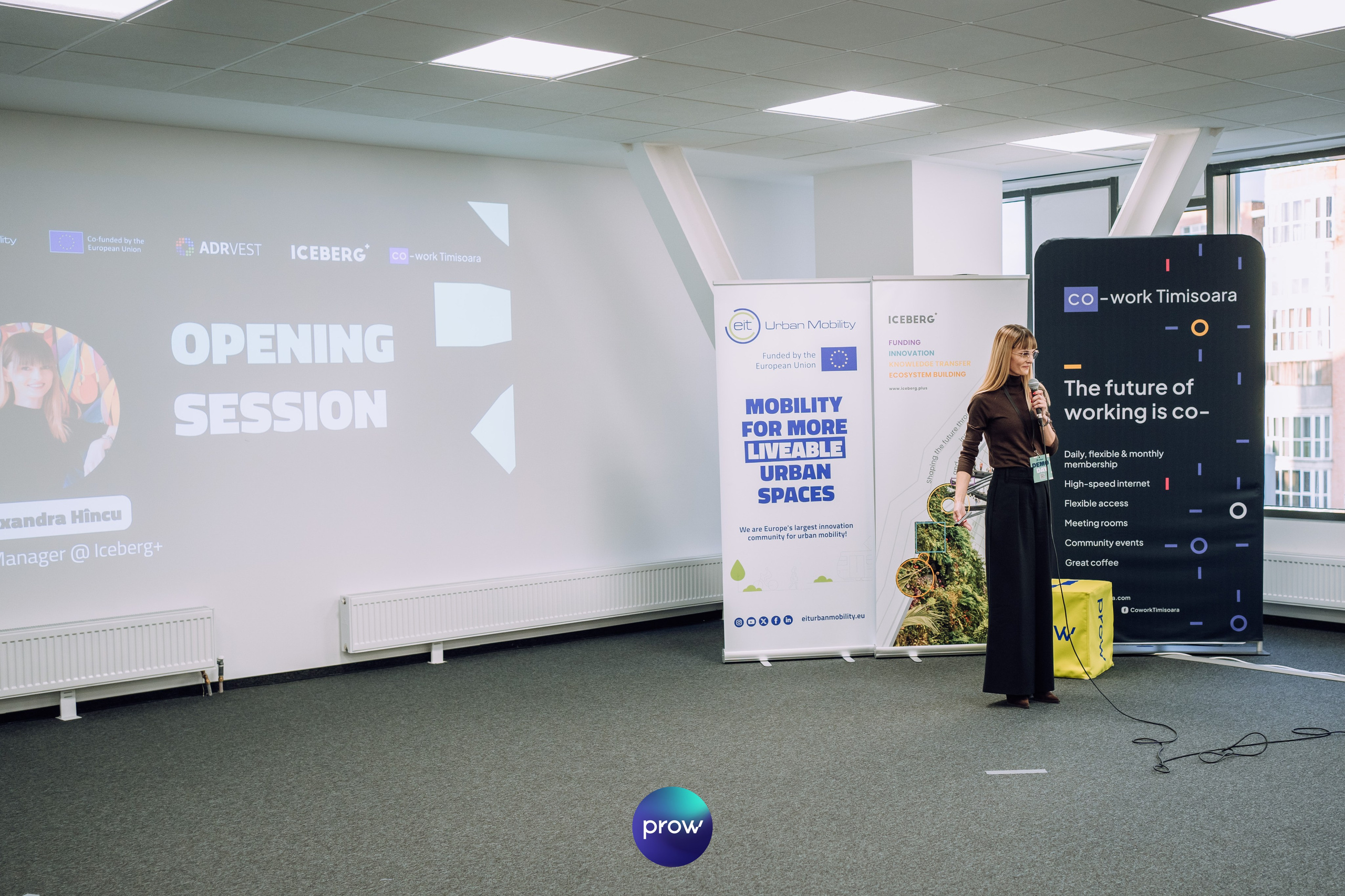 InVest DemoDay @ Cowork. Cozac Cristian Photographer