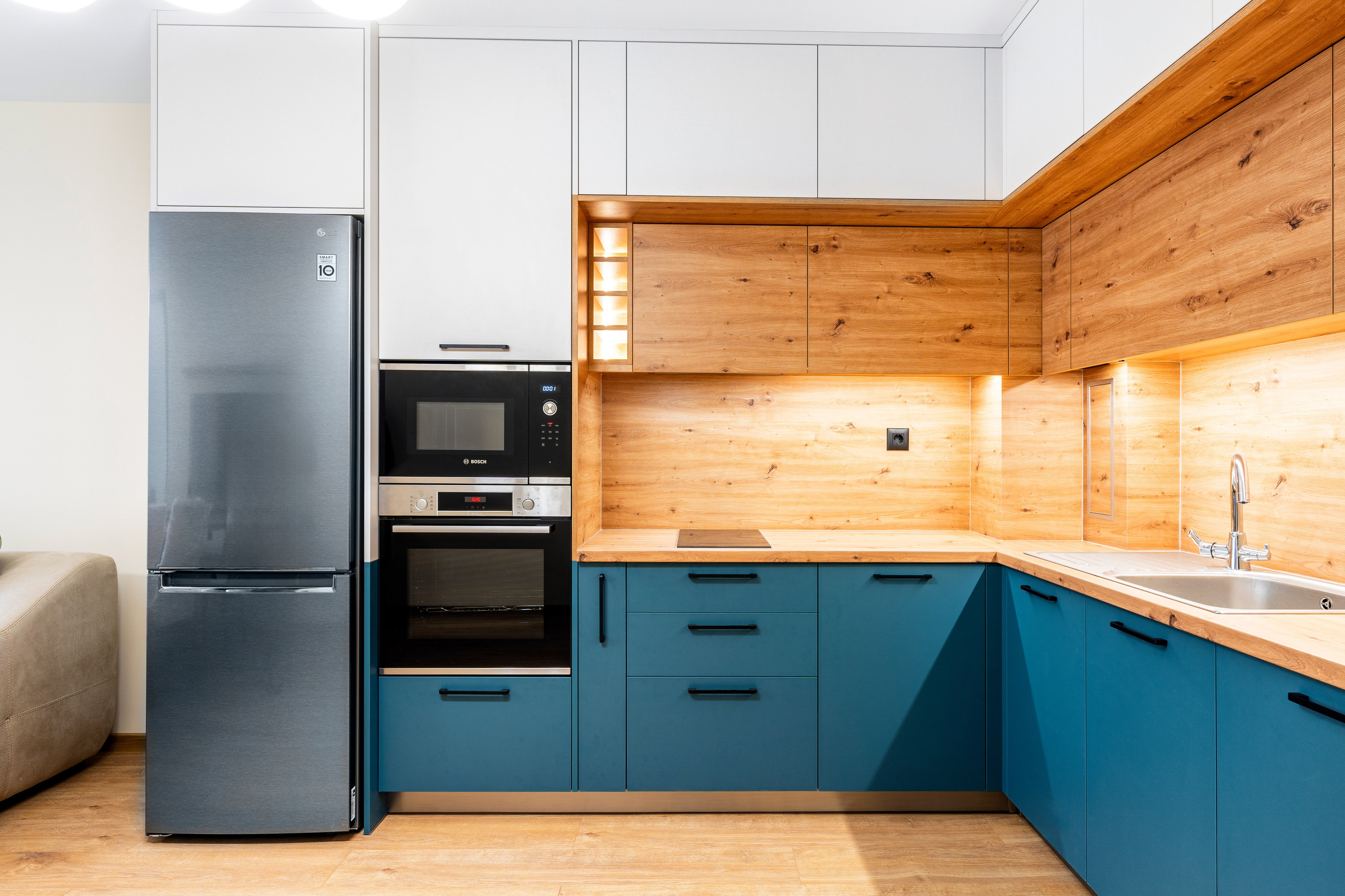 Мебели Русев-цялостно обзавеждане за апартамент. Професионален фотограф в Пловдив и областта