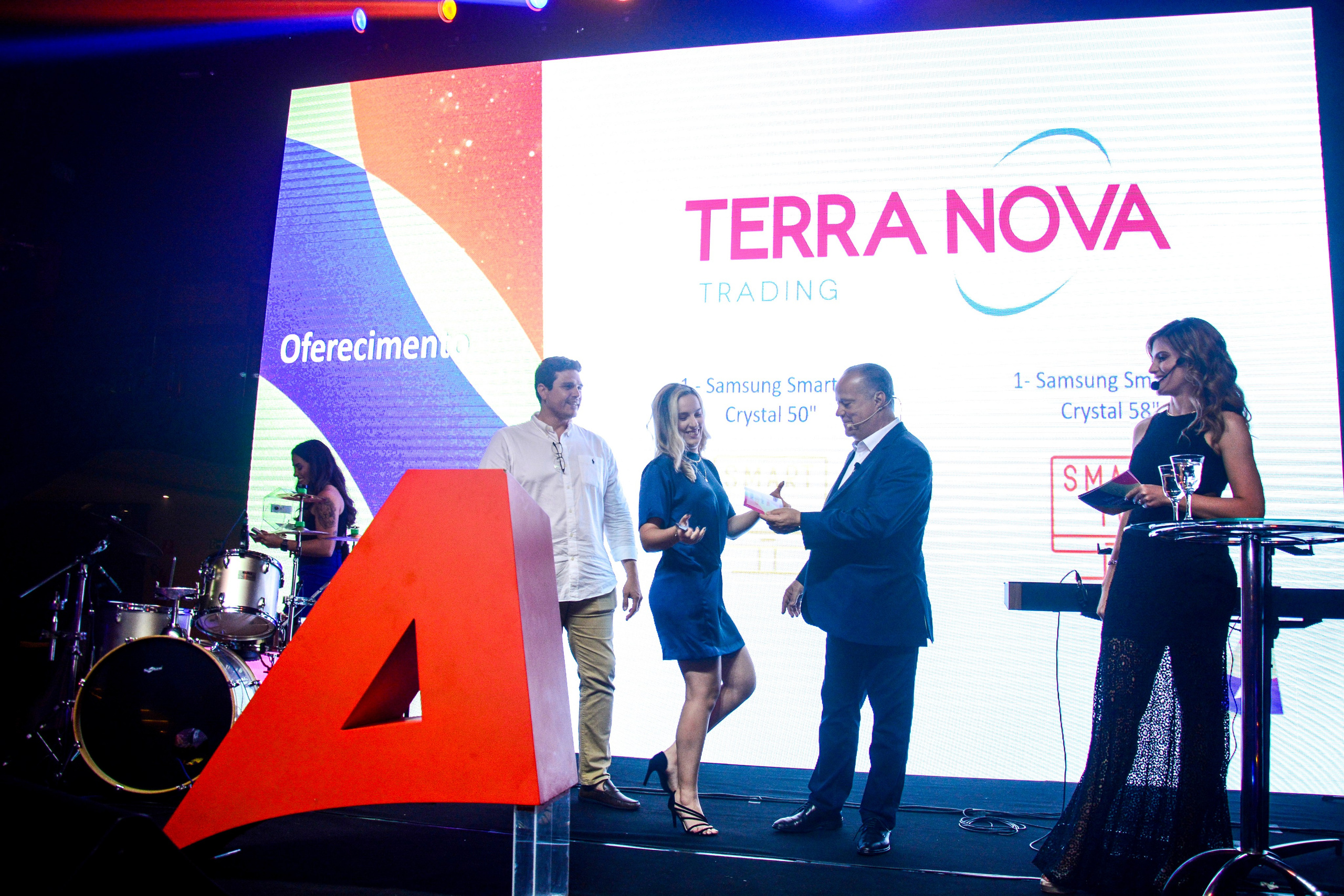 Agora Distribuidora. Rbfotoevideo