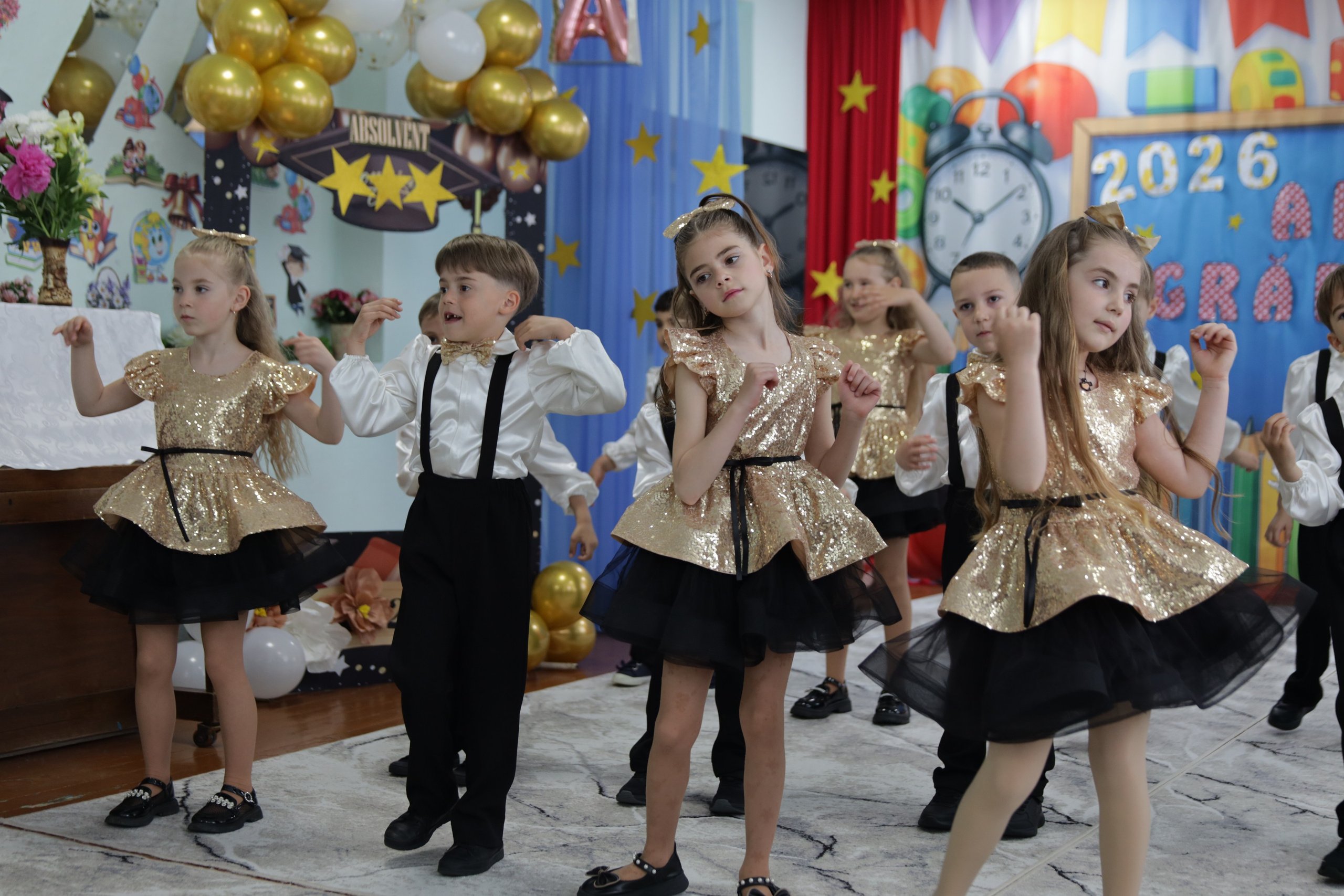 O filă de copilărie.... Alika Dia- Fotograf în Republica Moldova, Strășeni