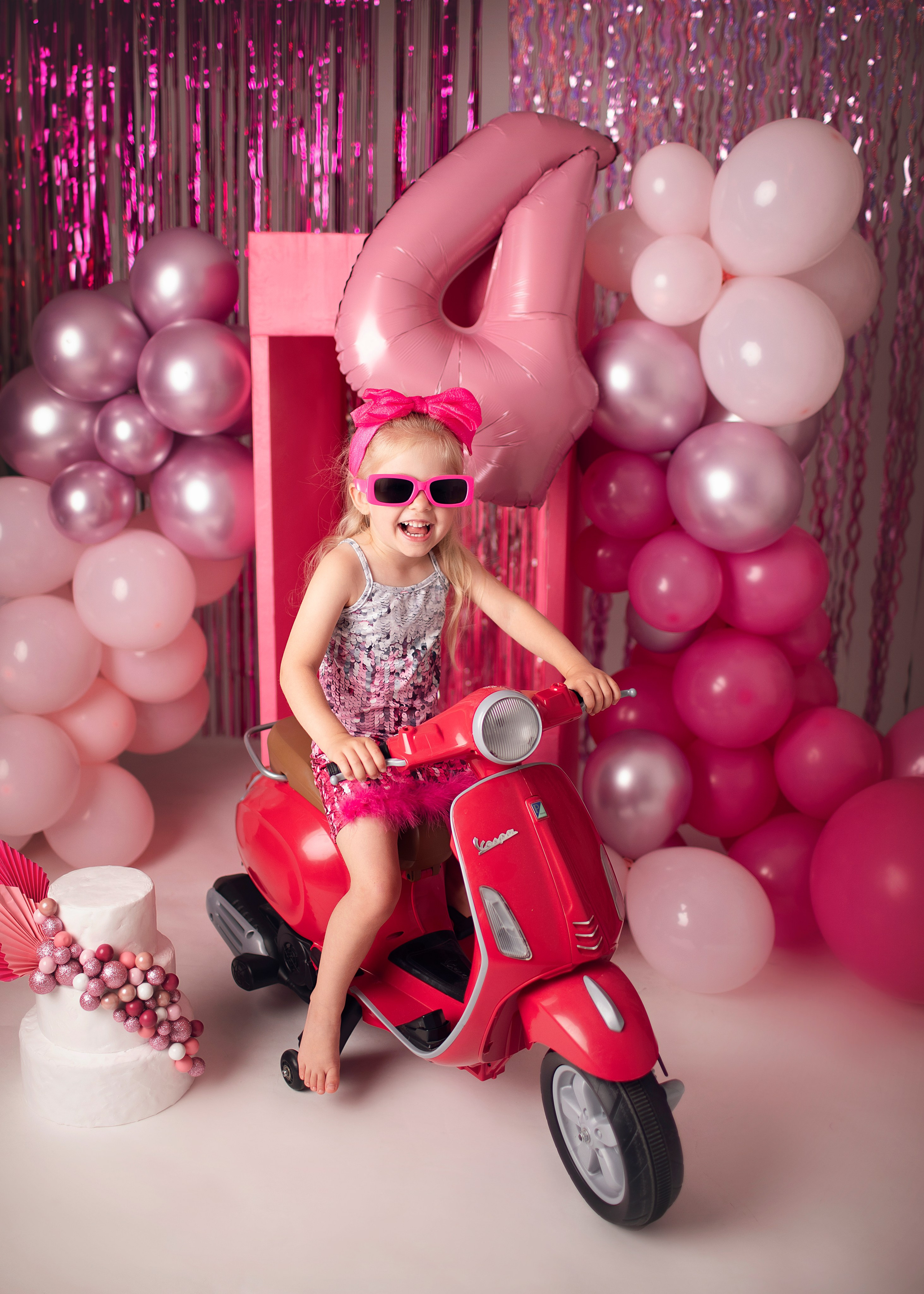 En härlig födelsedag i Barbie-stil för den här glada tjejen!