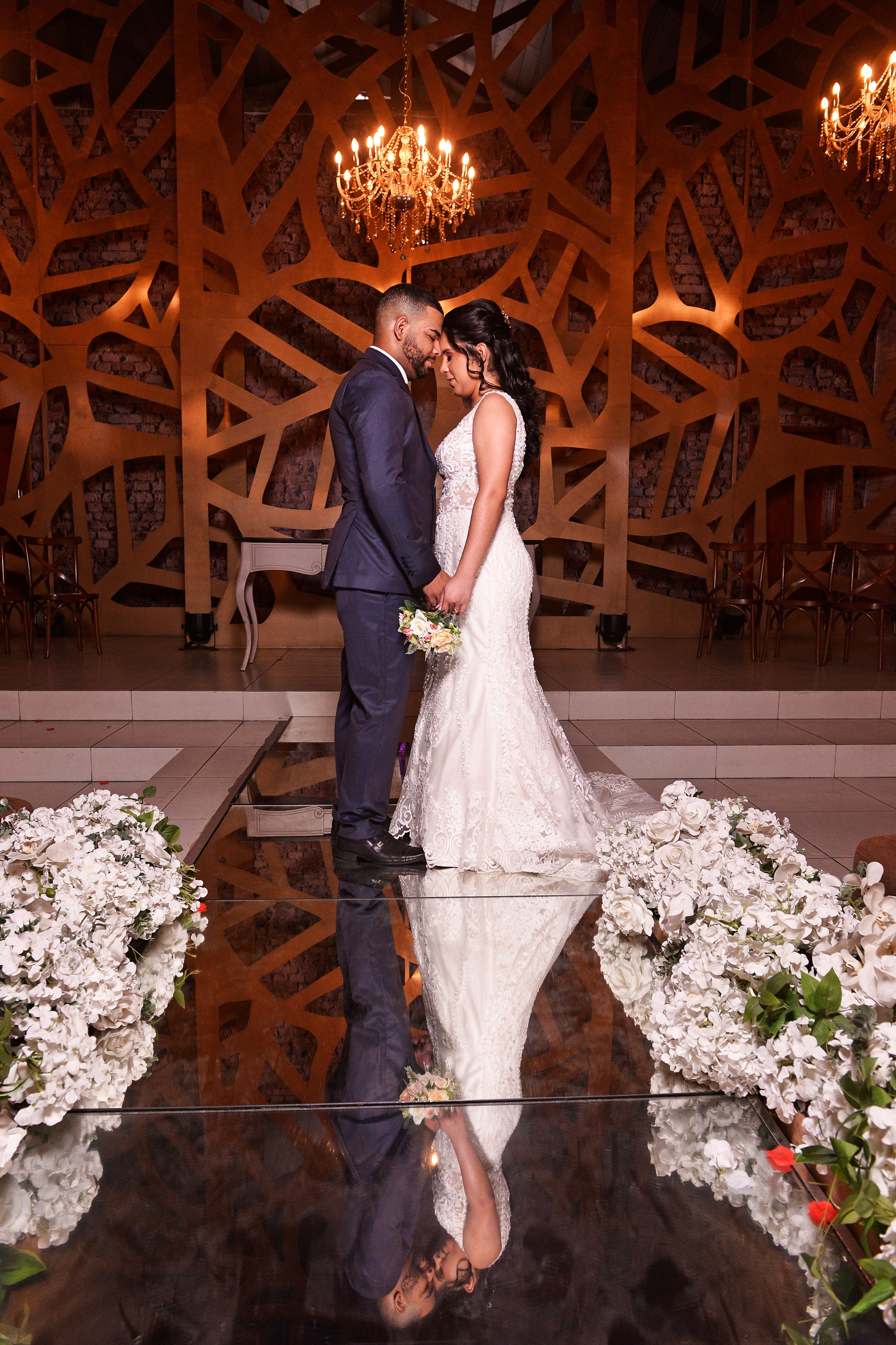 Caroline & Jefferson — Villageo Europeu, Mooca. Produtora Bride