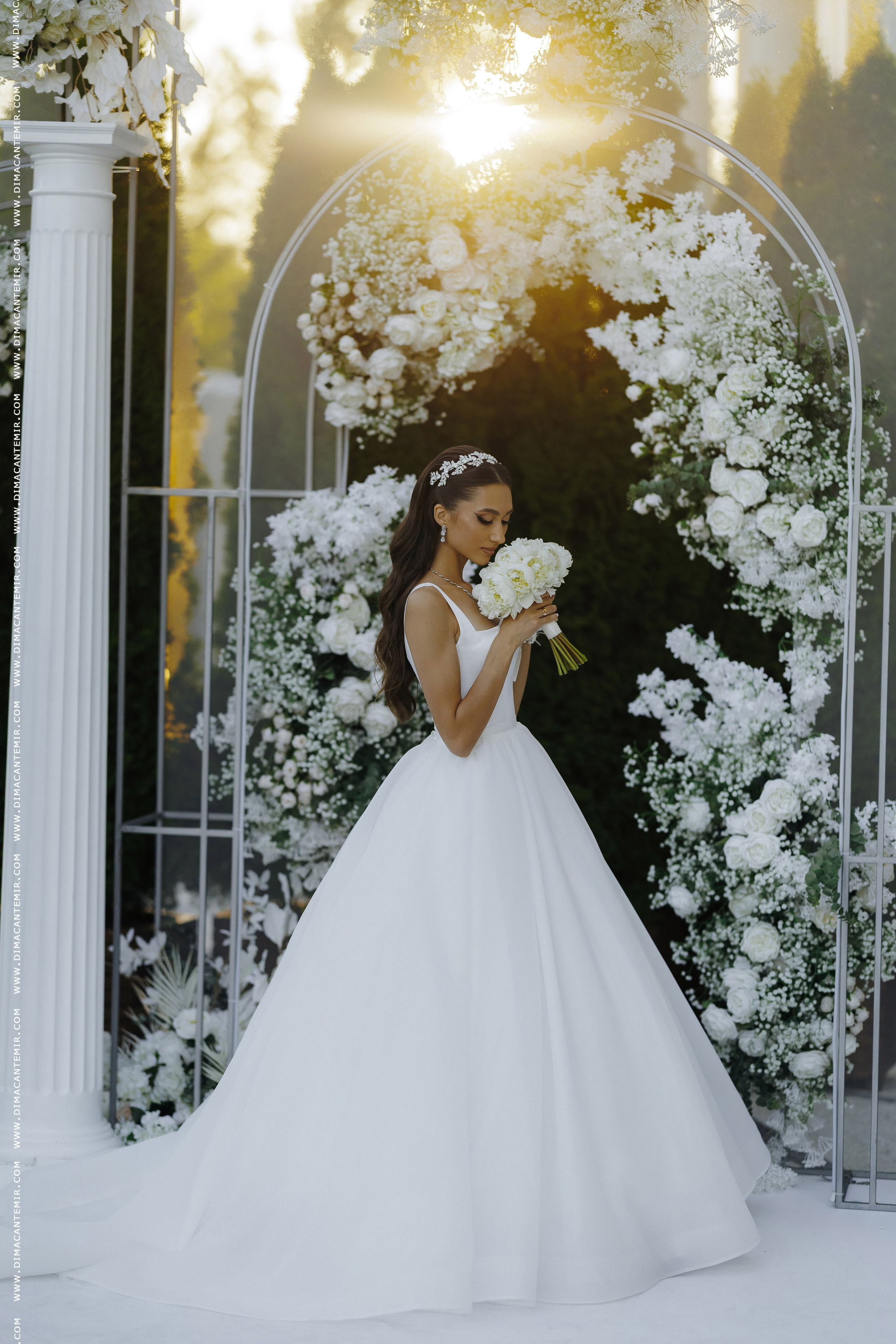 MIHAIL + SABINA | Grand Élysée. Свадебный фотограф Молдова Кишинёв