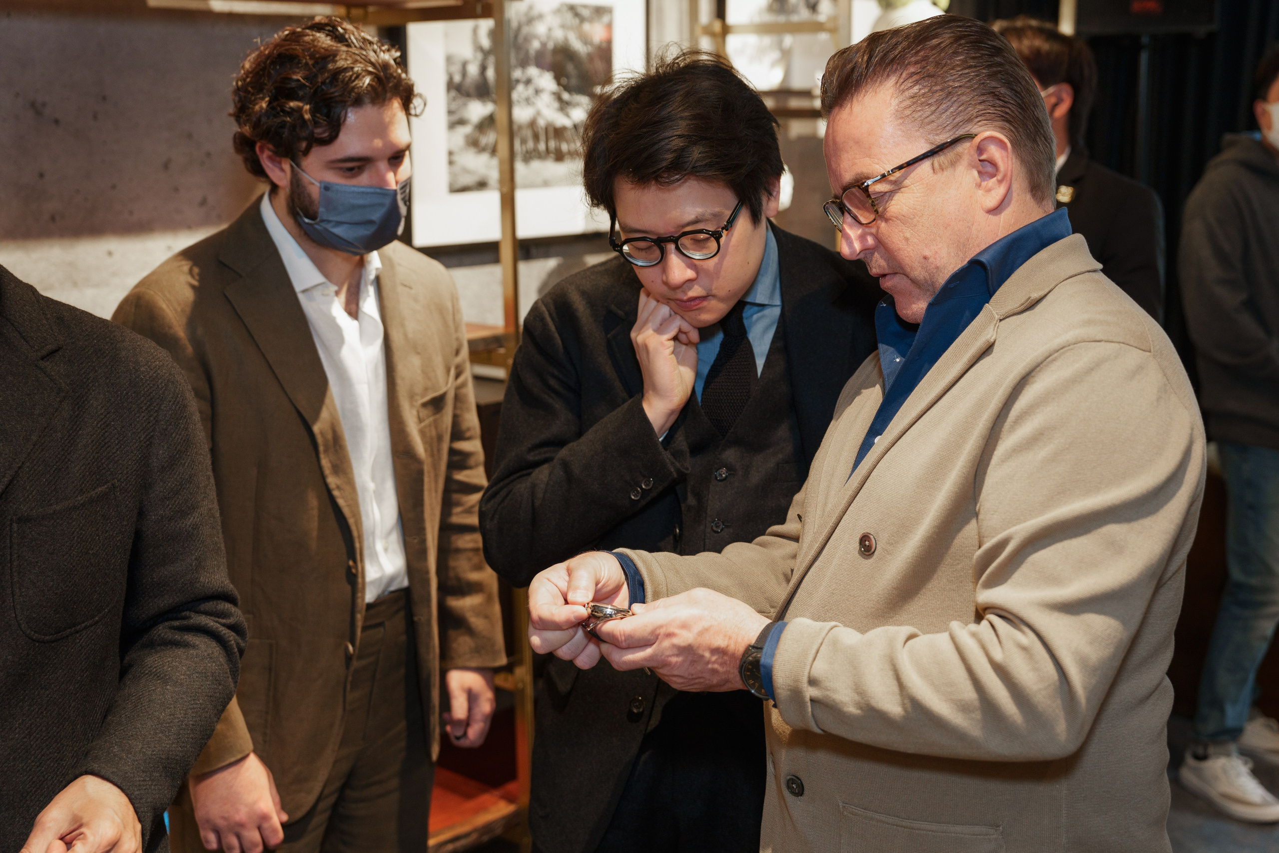 WATCHBOX. ФОТОГРАФ В ГОНКОНГЕ (СВАДЬБЫ, FASHION, СЕМЕЙНЫЕ, МЕРОПРИЯТИЯ, ФОТОПРОГУЛКИ)