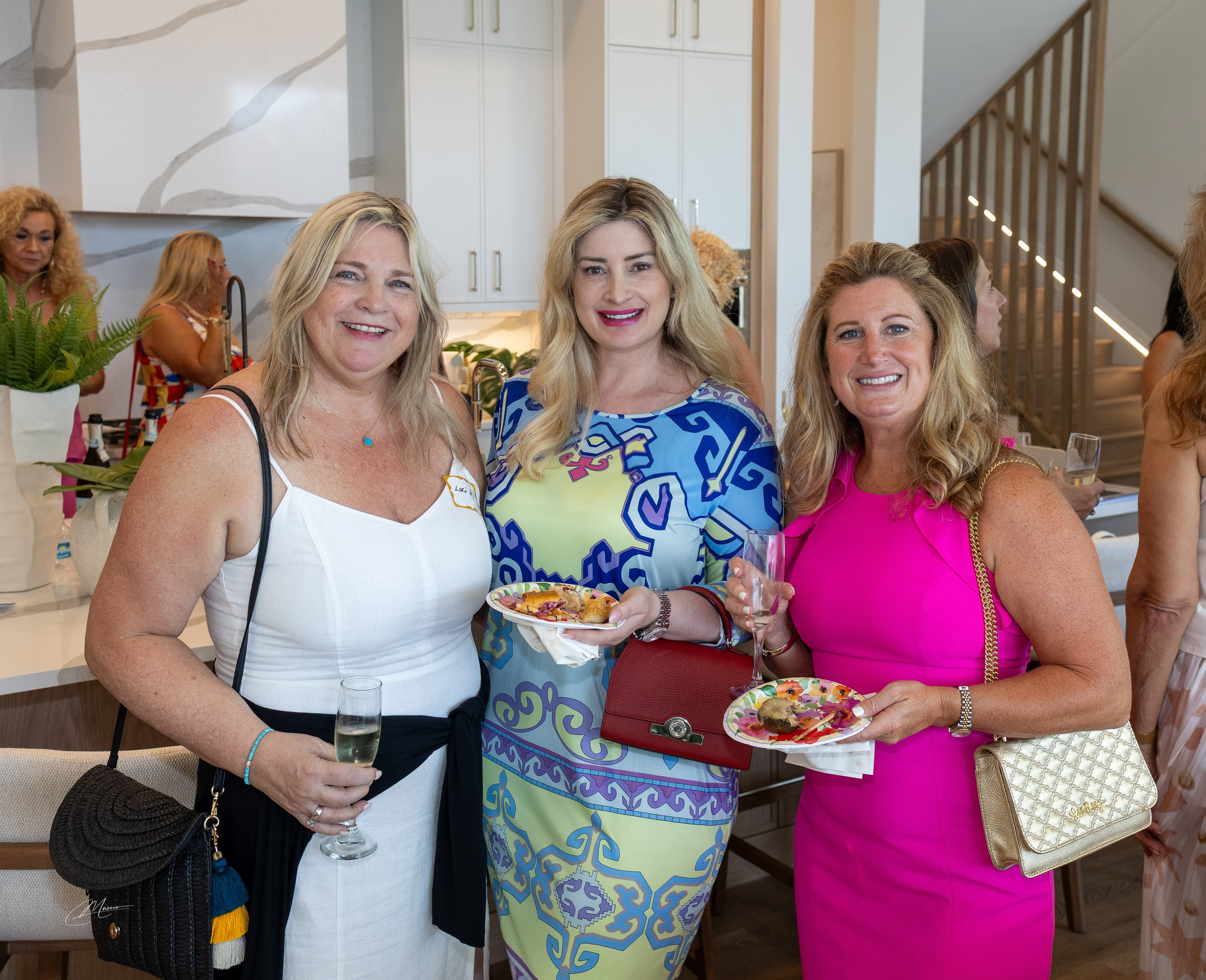 Fabulous Ladies. Out and About 239