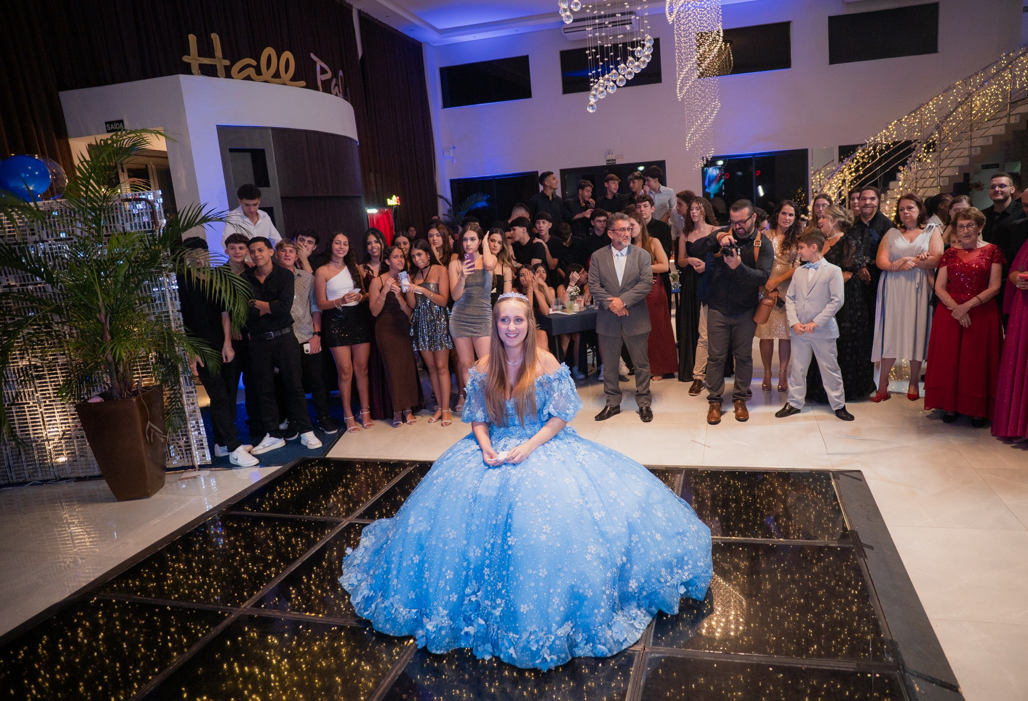 Lara — Hall Palace / Bauru SP. Robson Colaço