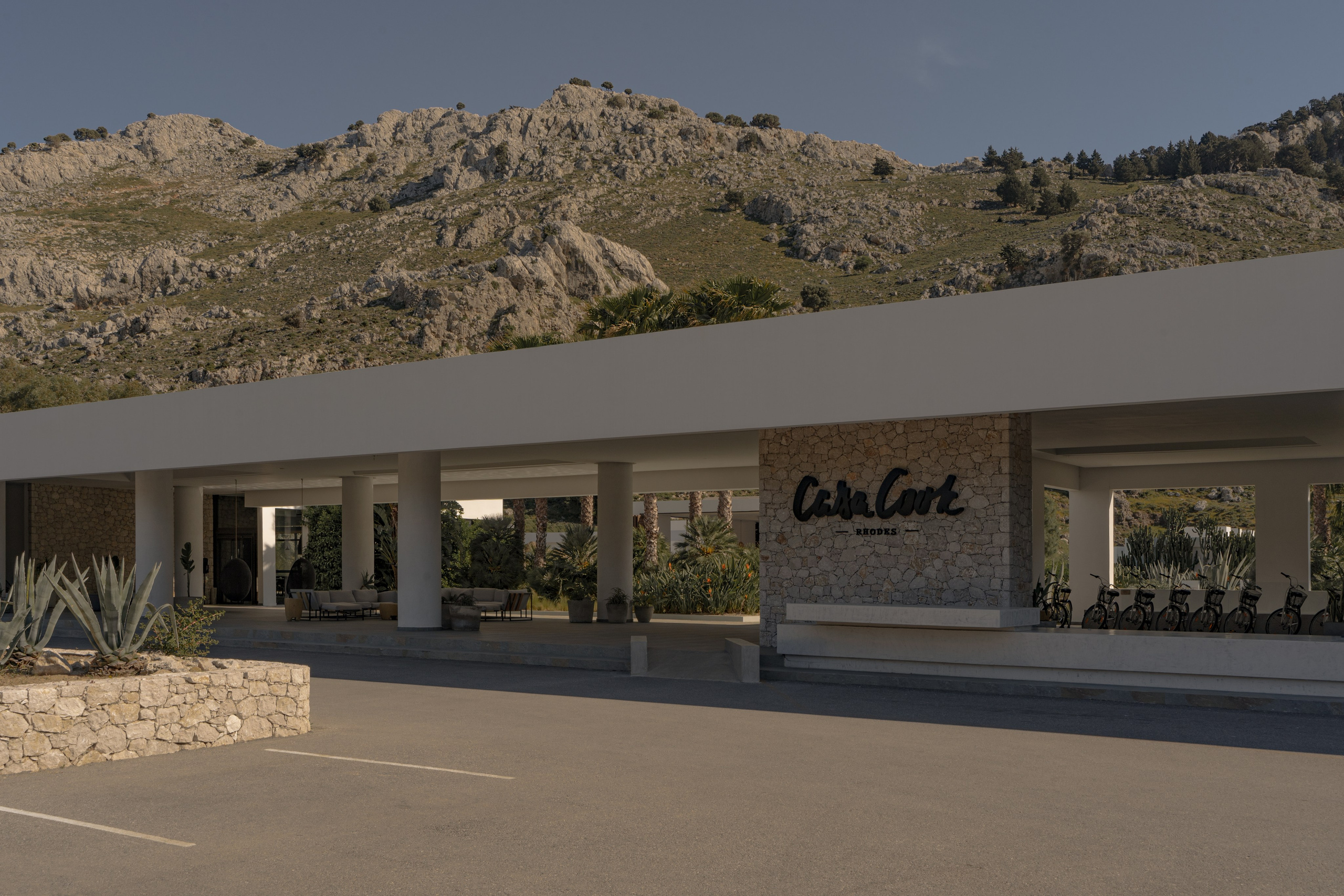 Casa Cook. Photo & Videos