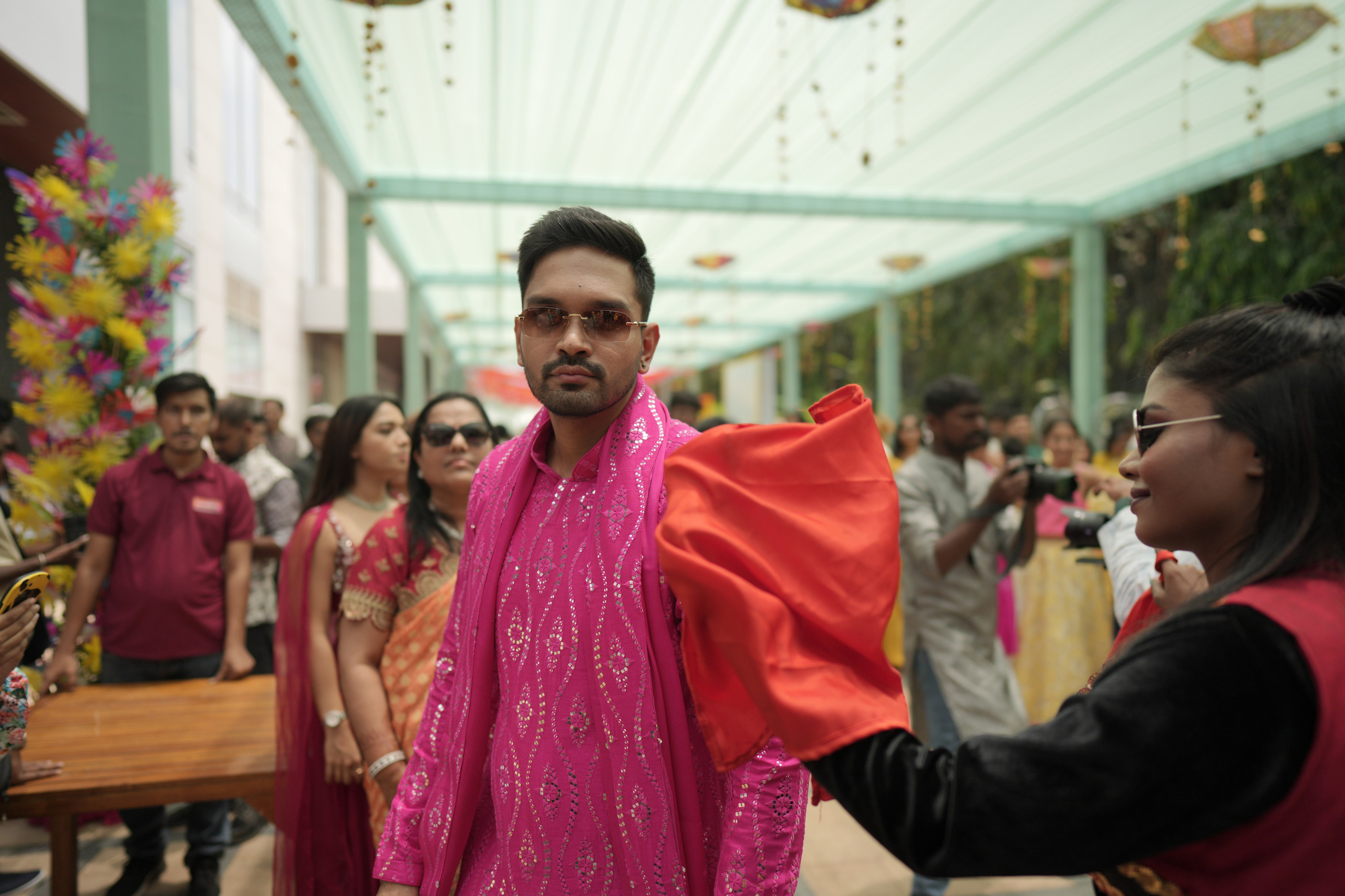 HALDI & MEHANDI. Wedding photographer Stalen Robert