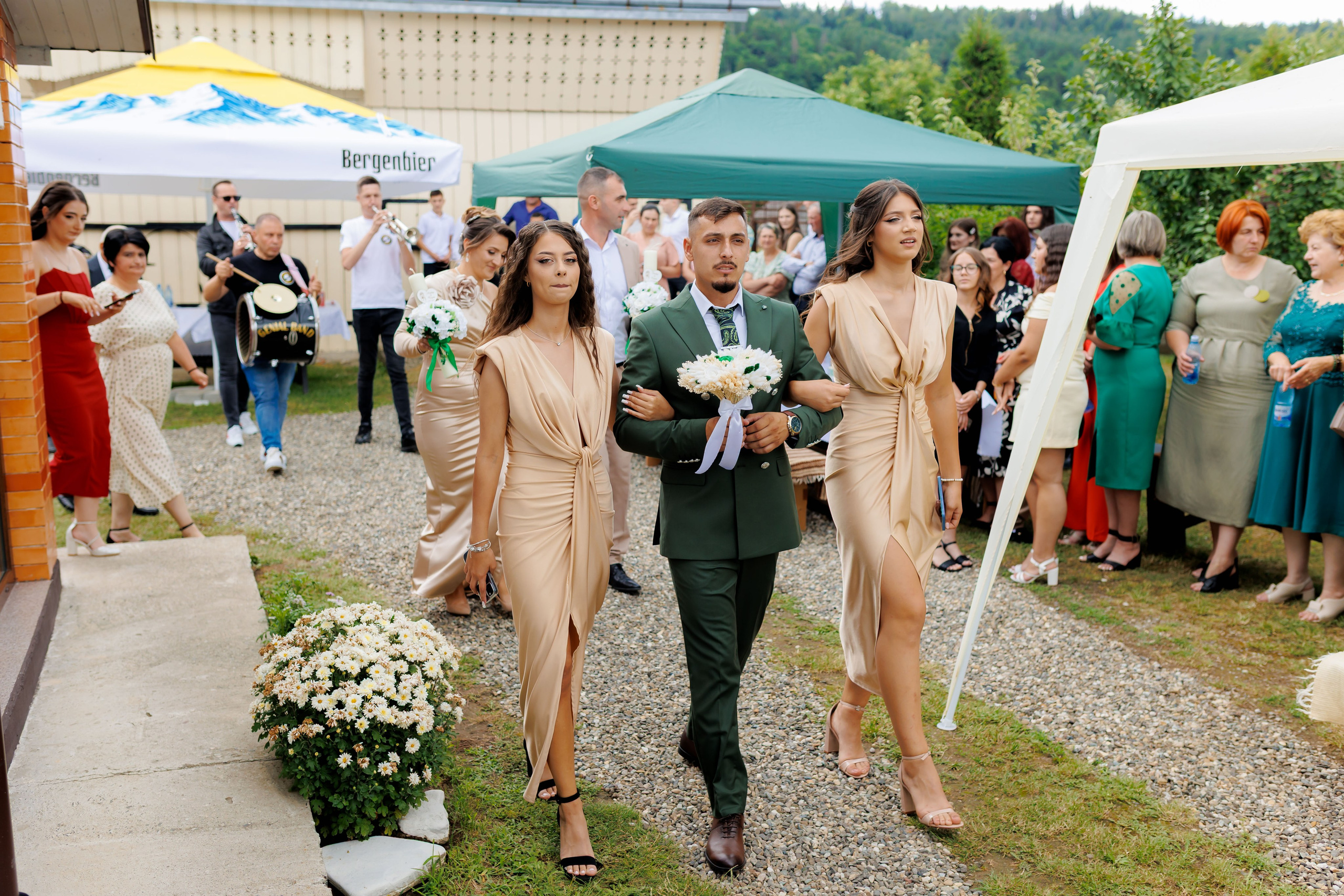 Nunta Nicoleta & Răzvan | Fotografie & Videografie Profesională. Servicii foto-video profesionale, pentru momente de neuitat