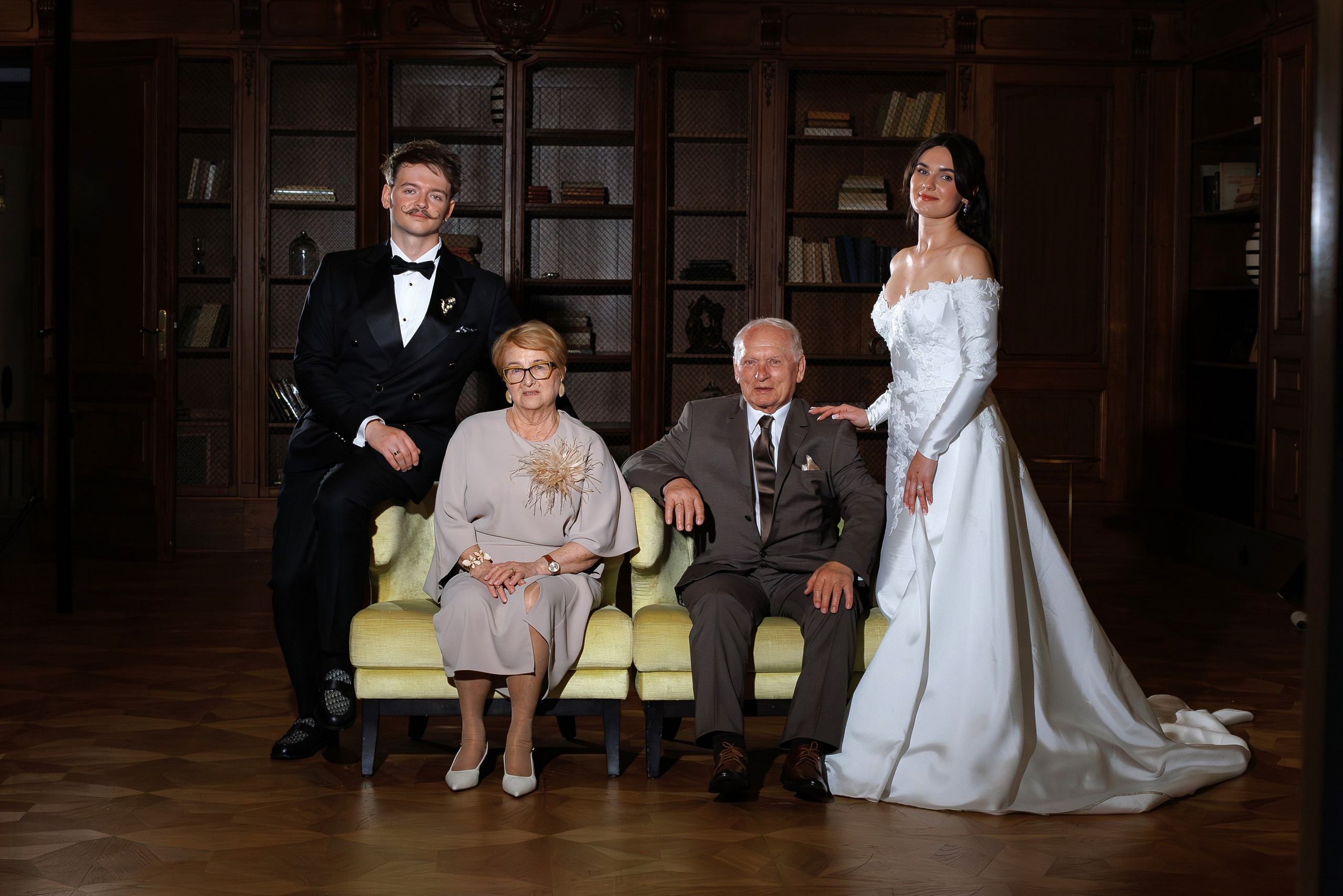 Wiktoria & Kacper. Pałac Goetz. Fotograf ślubny i rodzinny w Krakowie Yana Klymova