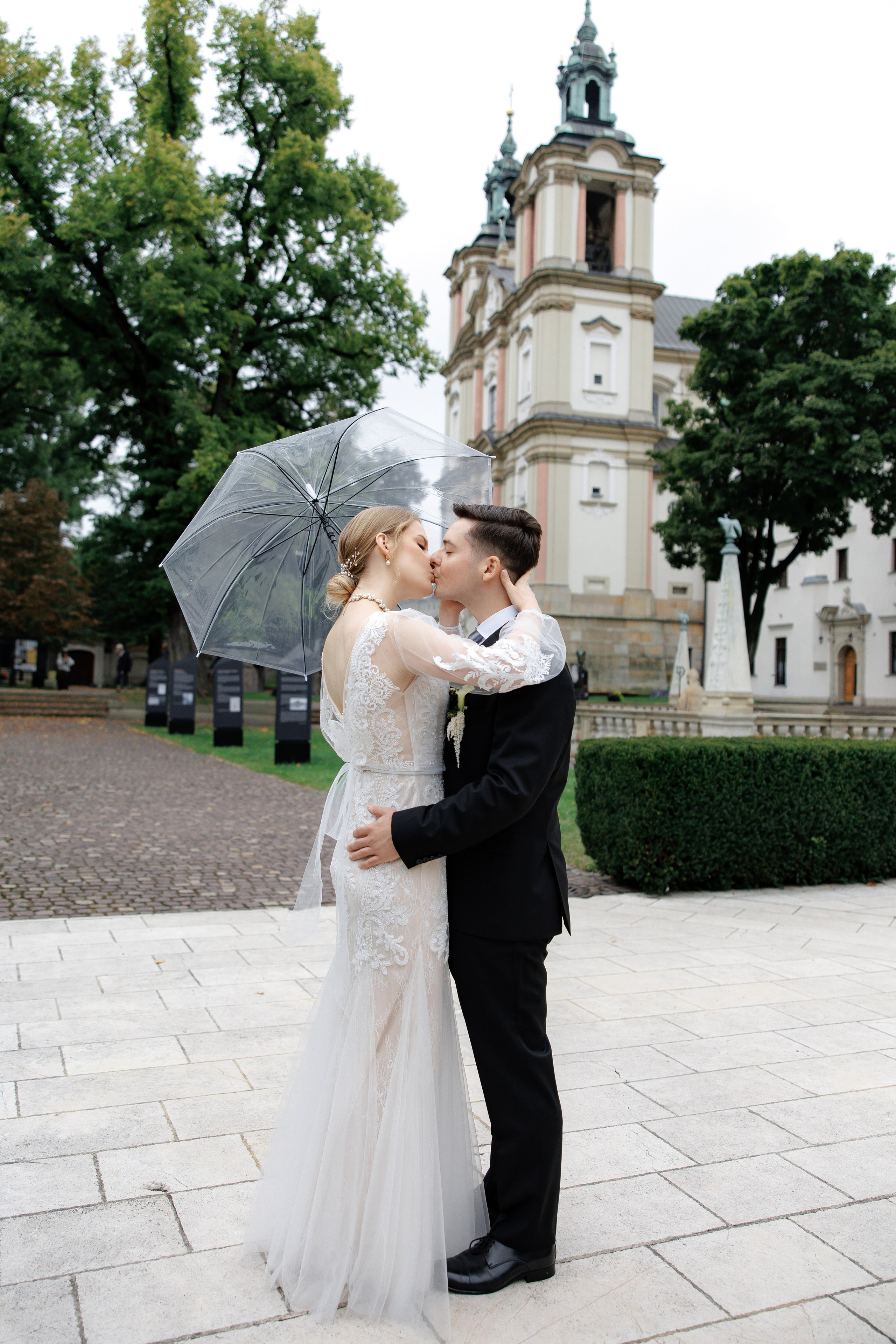 Maria & Jakub. Fotograf ślubny i rodzinny w Krakowie Yana Klymova