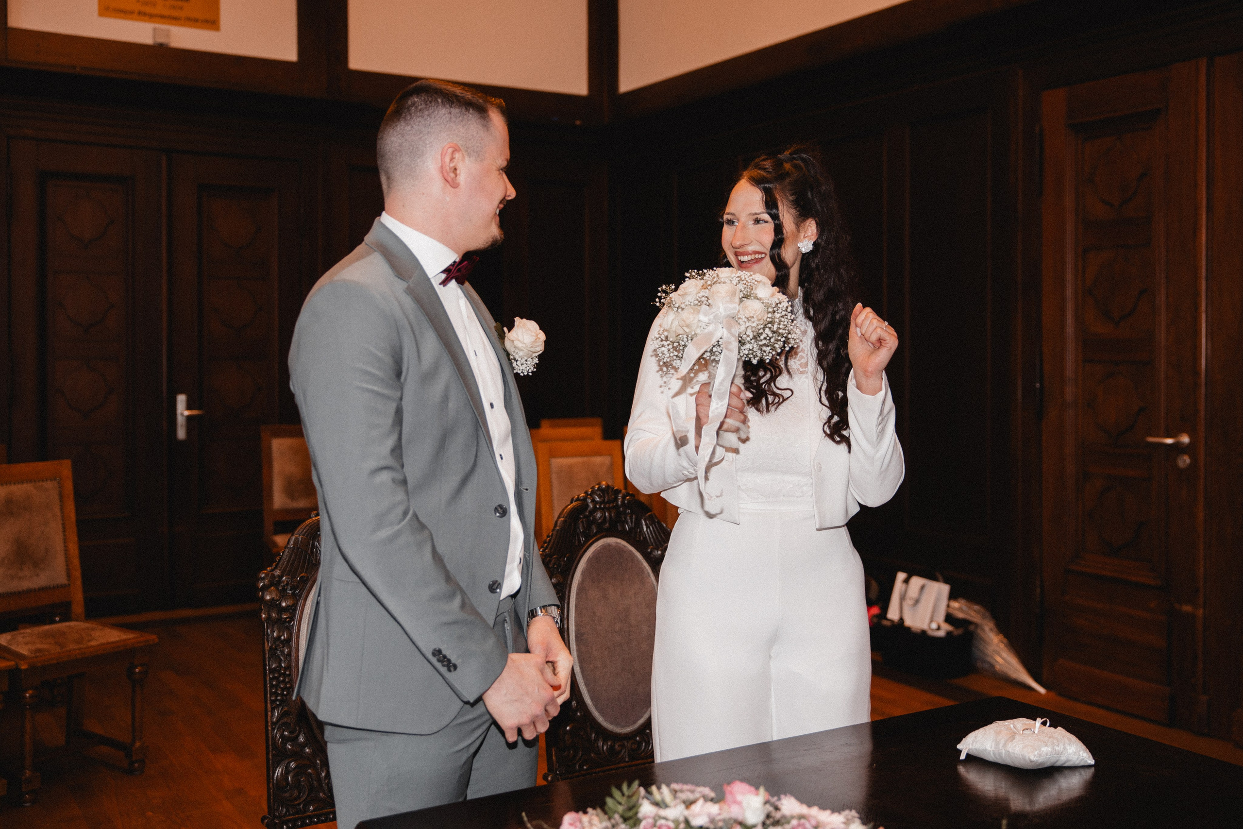 Franziska & Tim |Rathaus Heisingen, Essen. Hochzeitsfotografie |Hochzeitsfotograf Bochum | Hochzeitsfotograf Dortmund | Hochzeitsfotograf Essen | Hochzeitsfotograf Ruhrgebiet