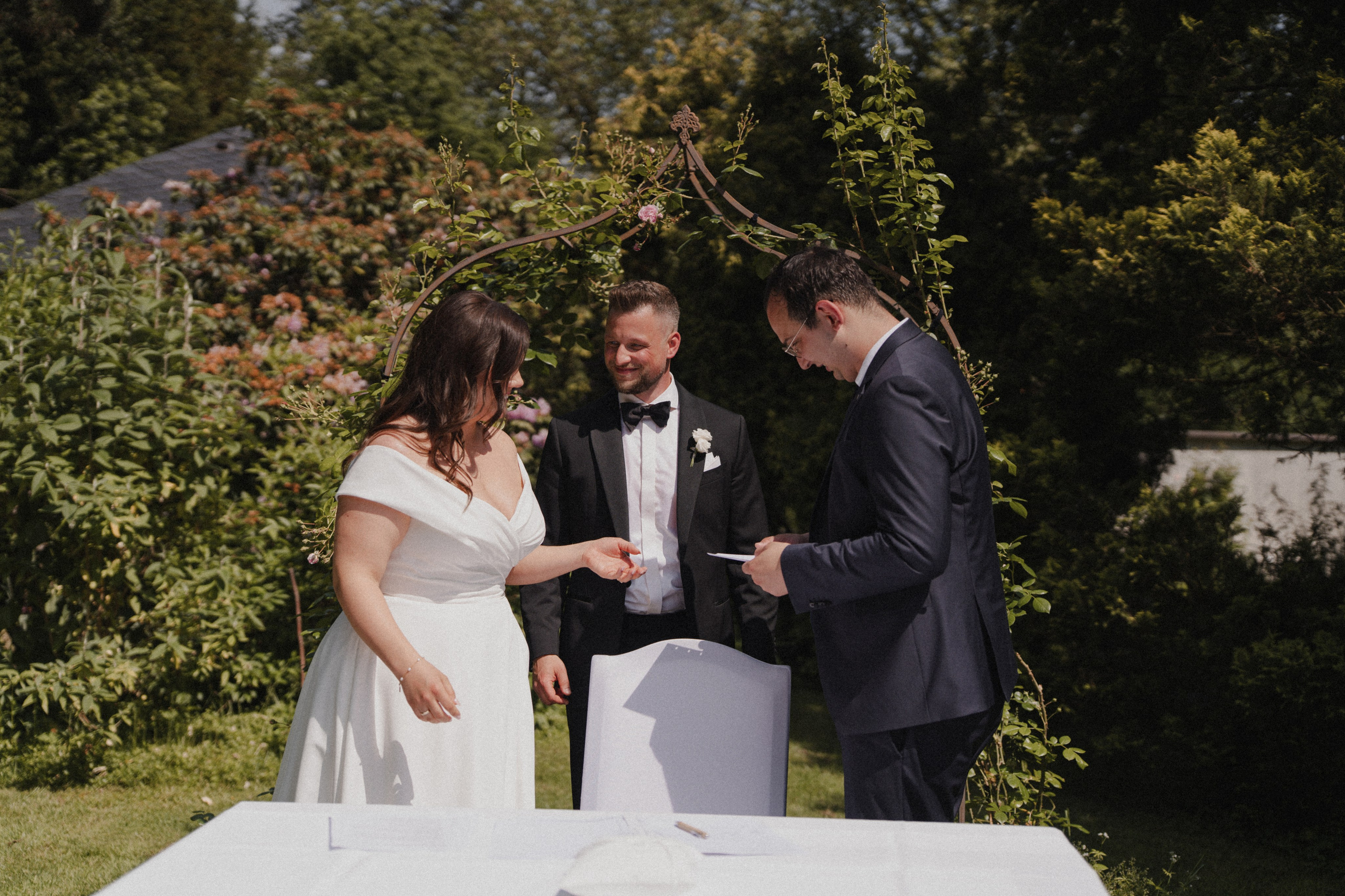 Jessica & Felix I Gesellschaft Harmonie Bochum. Hochzeitsfotografin Bochum | Halyna Reiche Fotografie NRW