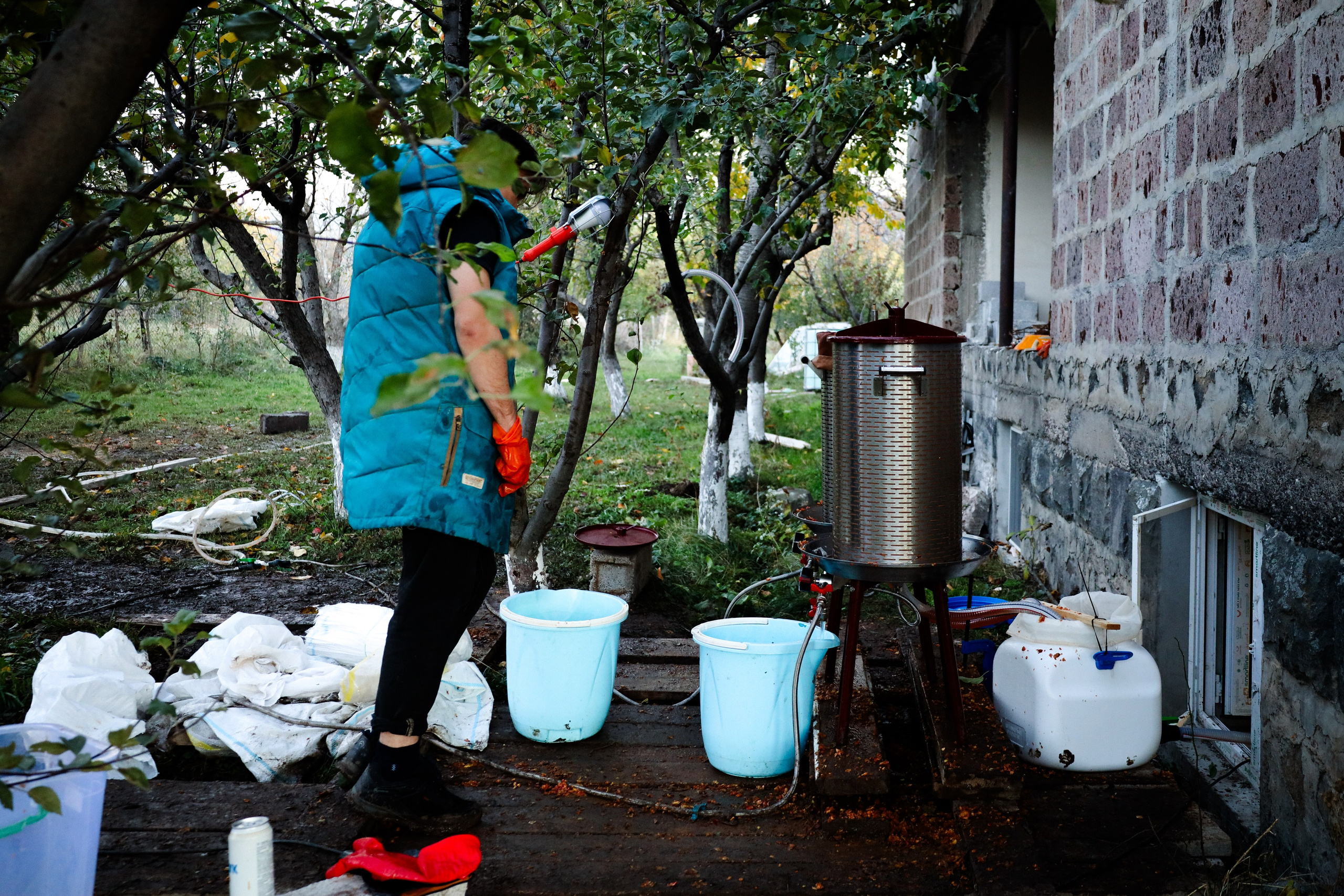 Factory reportage (hand-crafted cider). Asmikiam