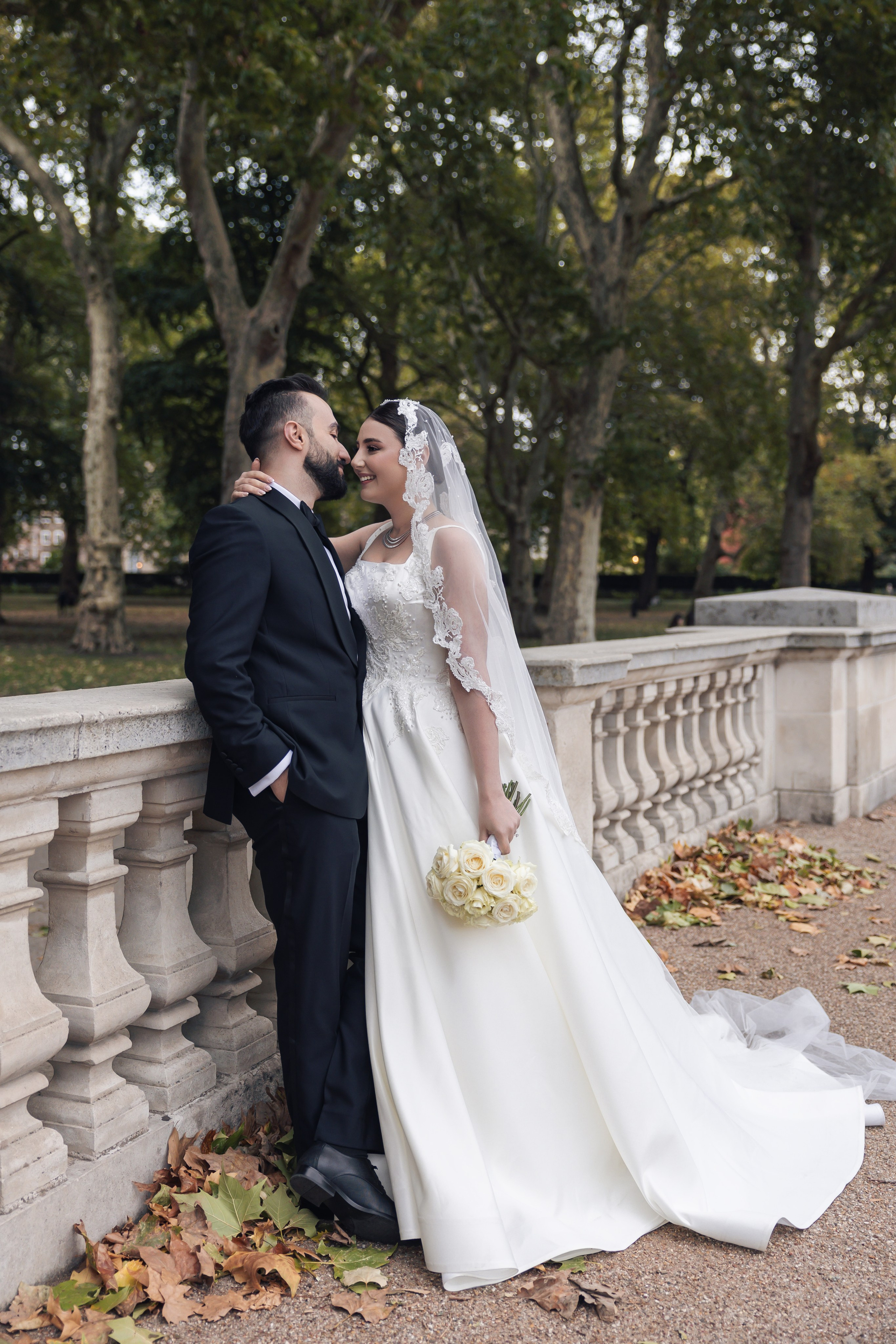Couples|Elopement|Weddings. PHOTOGRAPHER IN LONDON