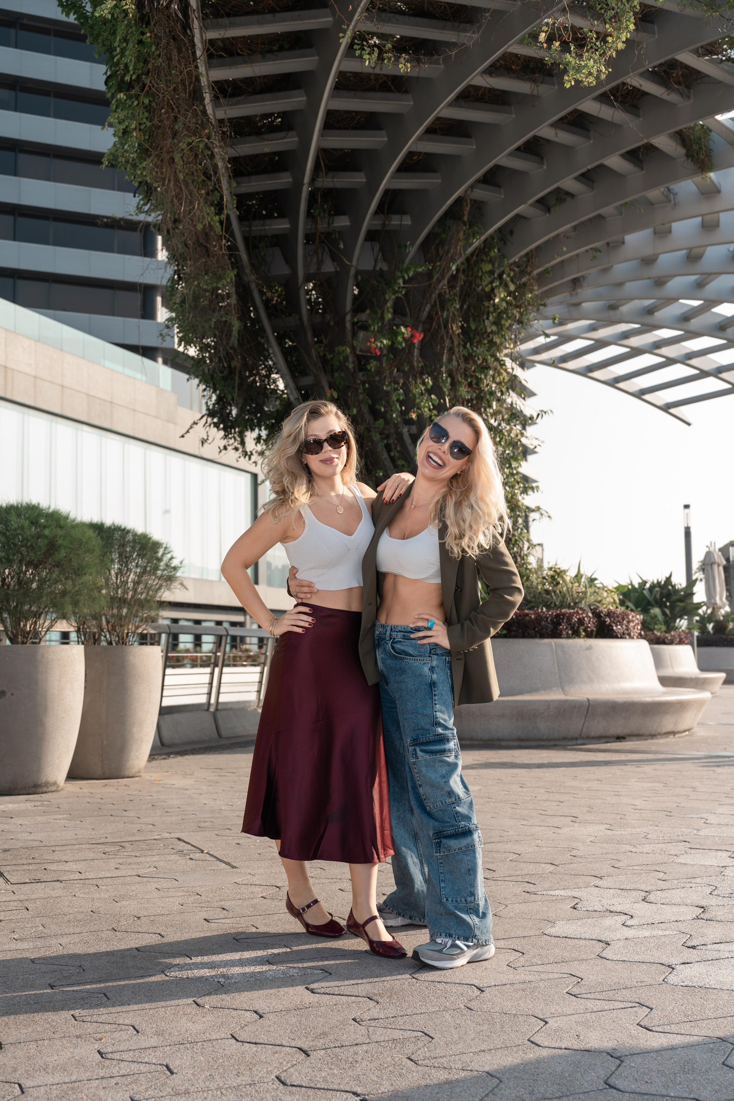 KATYA & NASTYA. PHOTOGRAPHER IN HONG KONG (WEDDING, FASHION, FAMILY, EVENTS)