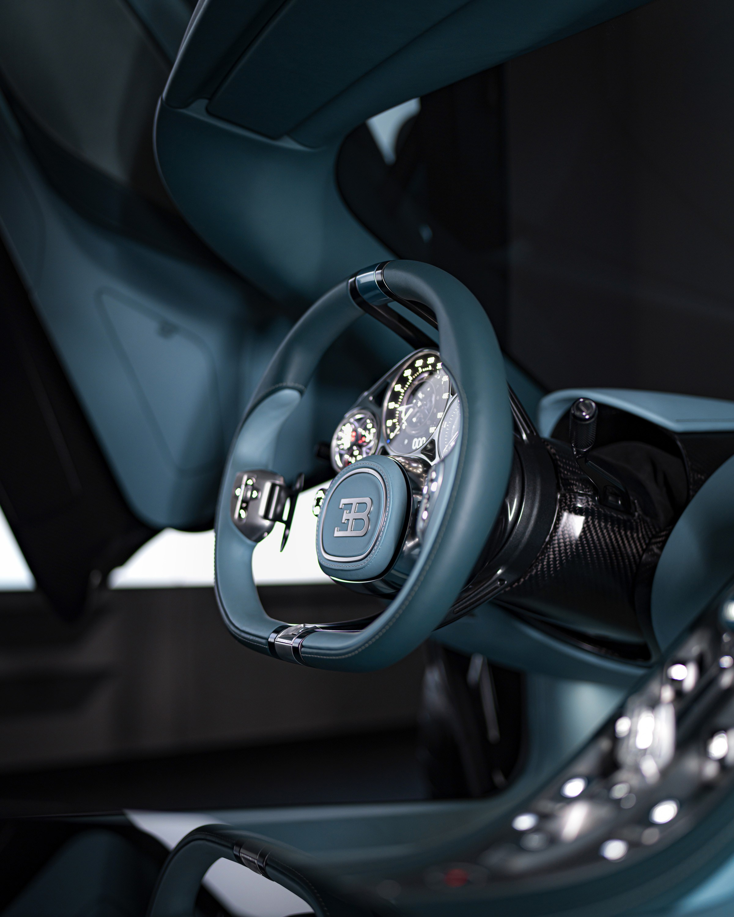 BUGATTI. WORLDWIDE COMMERCIAL AUTOMOTIVE PHOTOGRAPHER