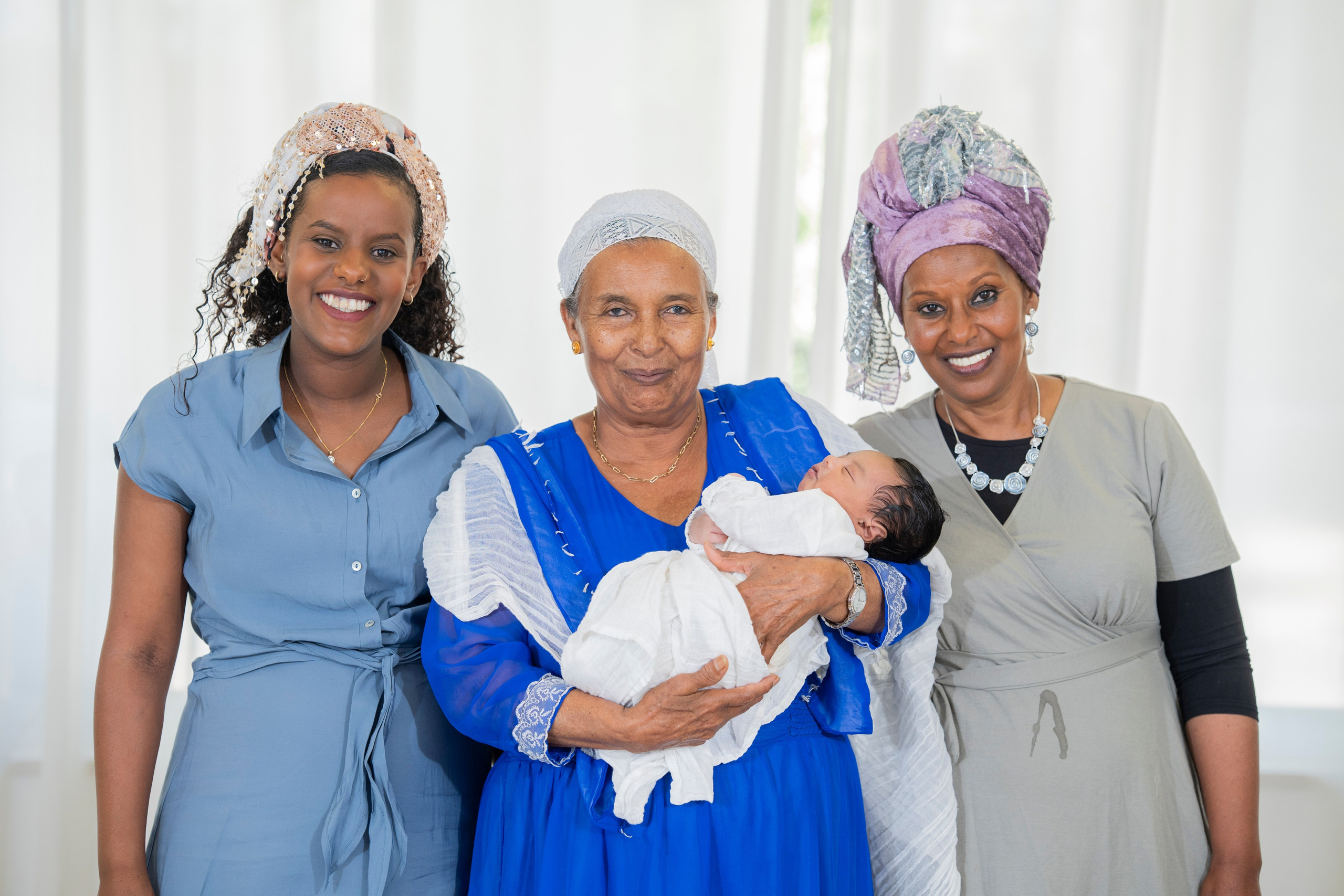 משפחת סלומון. יוסף מזרחי צילום חתונה, ברית וזוגיות. צלם מקצועי שאוהב להוציא אתכם הכי יפים ברגעים הכי מרגשים