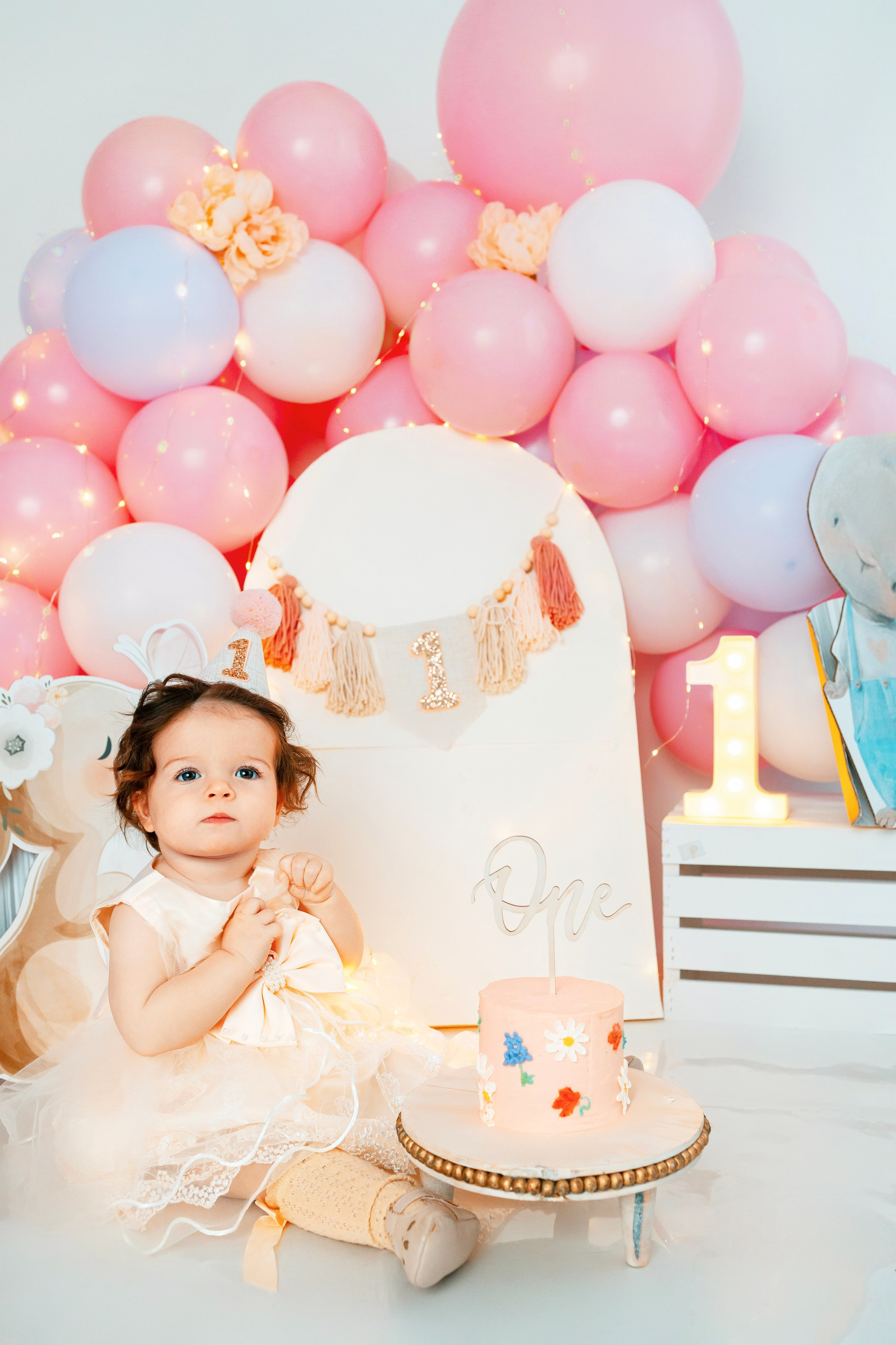 Smash cake. Anaeliseevaphoto.com