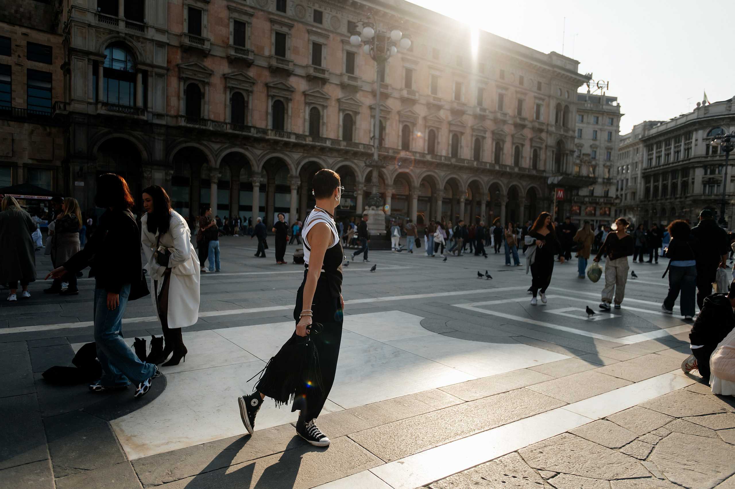 Milan, Autumn 🍂, Julia. Wedding photographer from Moldova Alexey Chipchiu