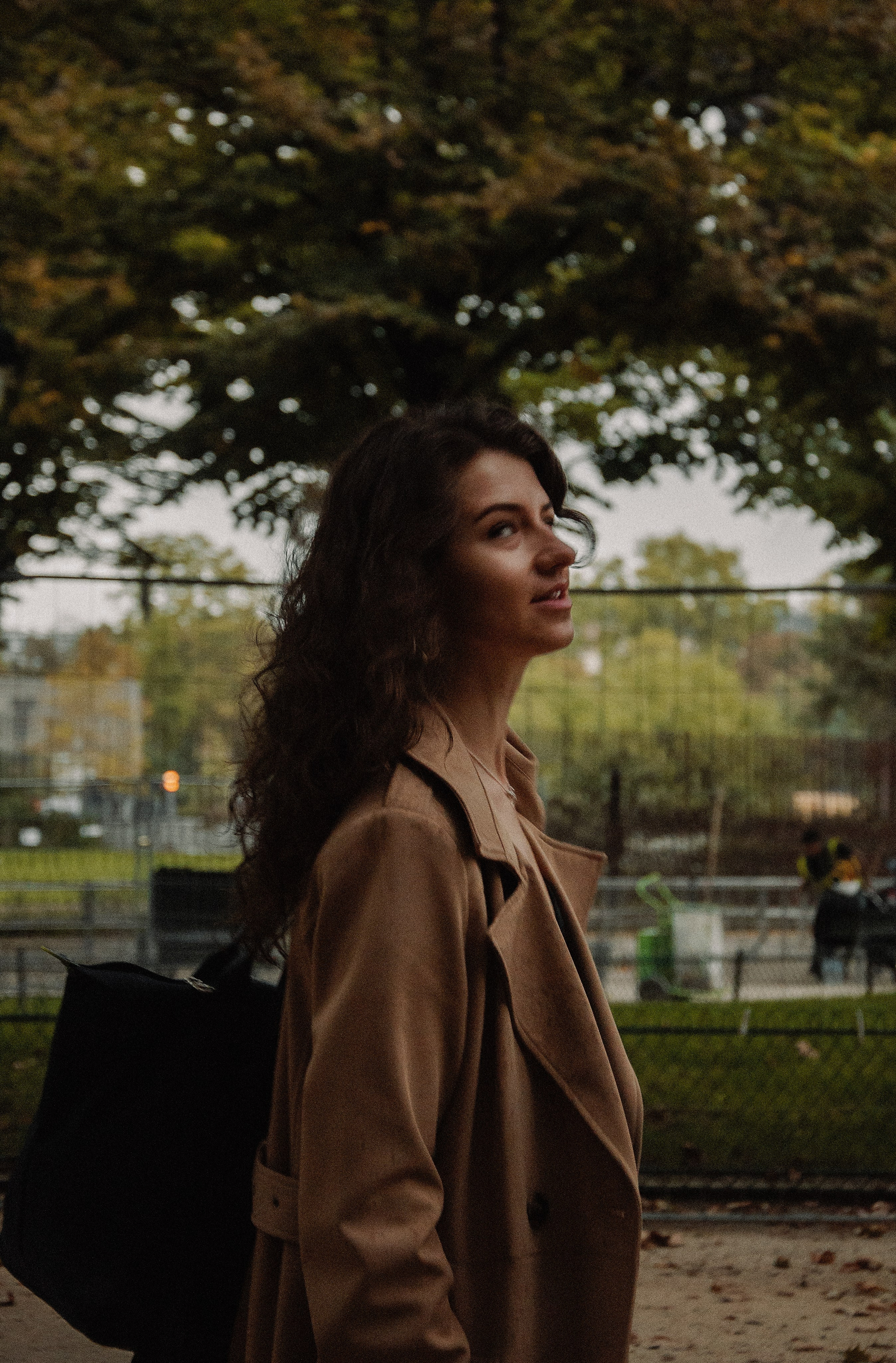 Rainy Paris Photoshoot. Paris photographer — Polina Osipova