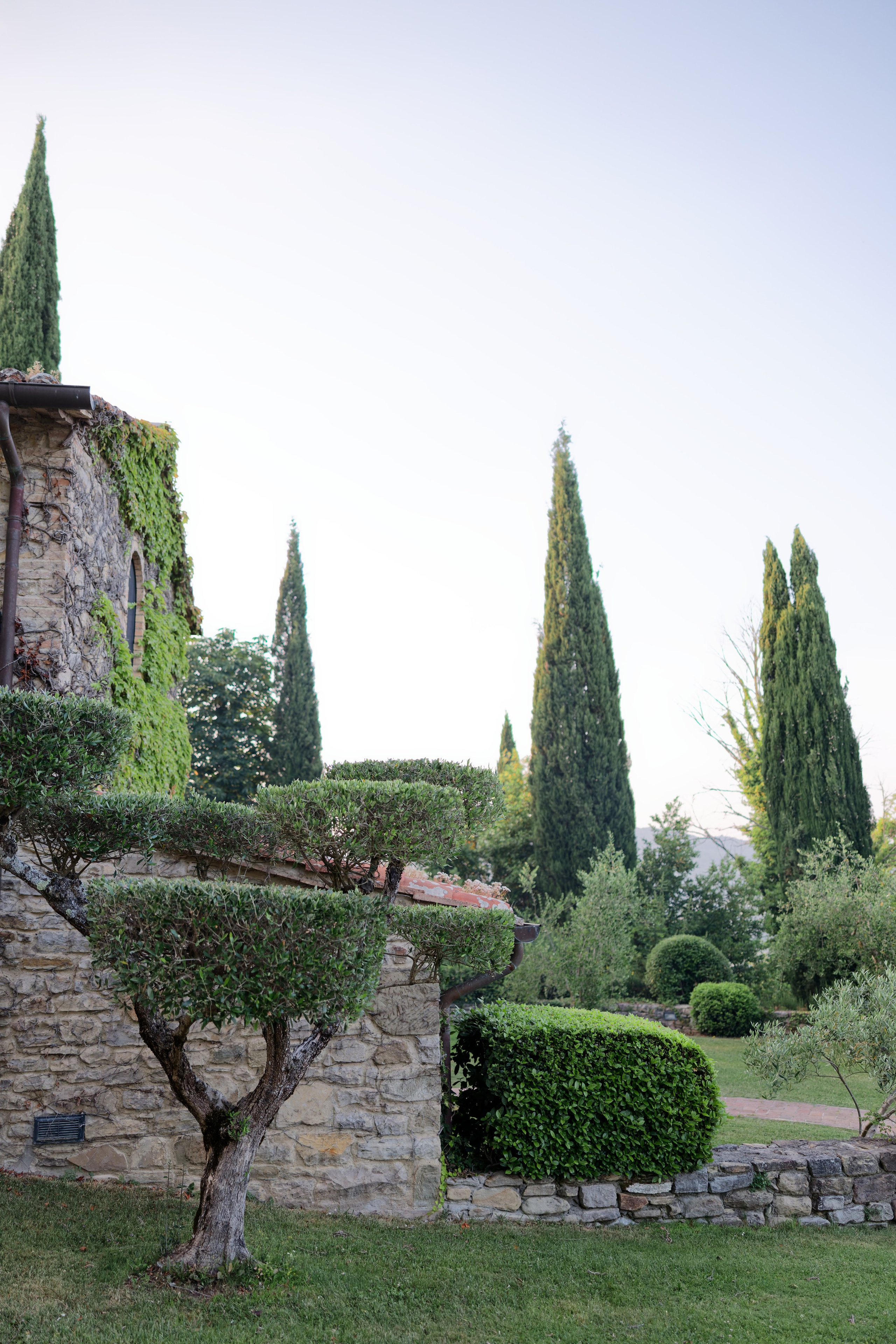 Wedding at Borgo Bastia Creti, Umbria
