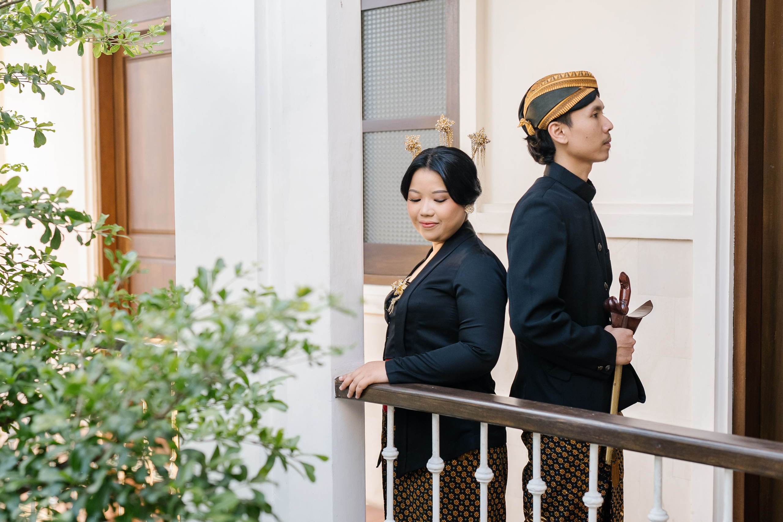 Prewedding Photo Shoot with Javanese style. Female Photographer in Bali