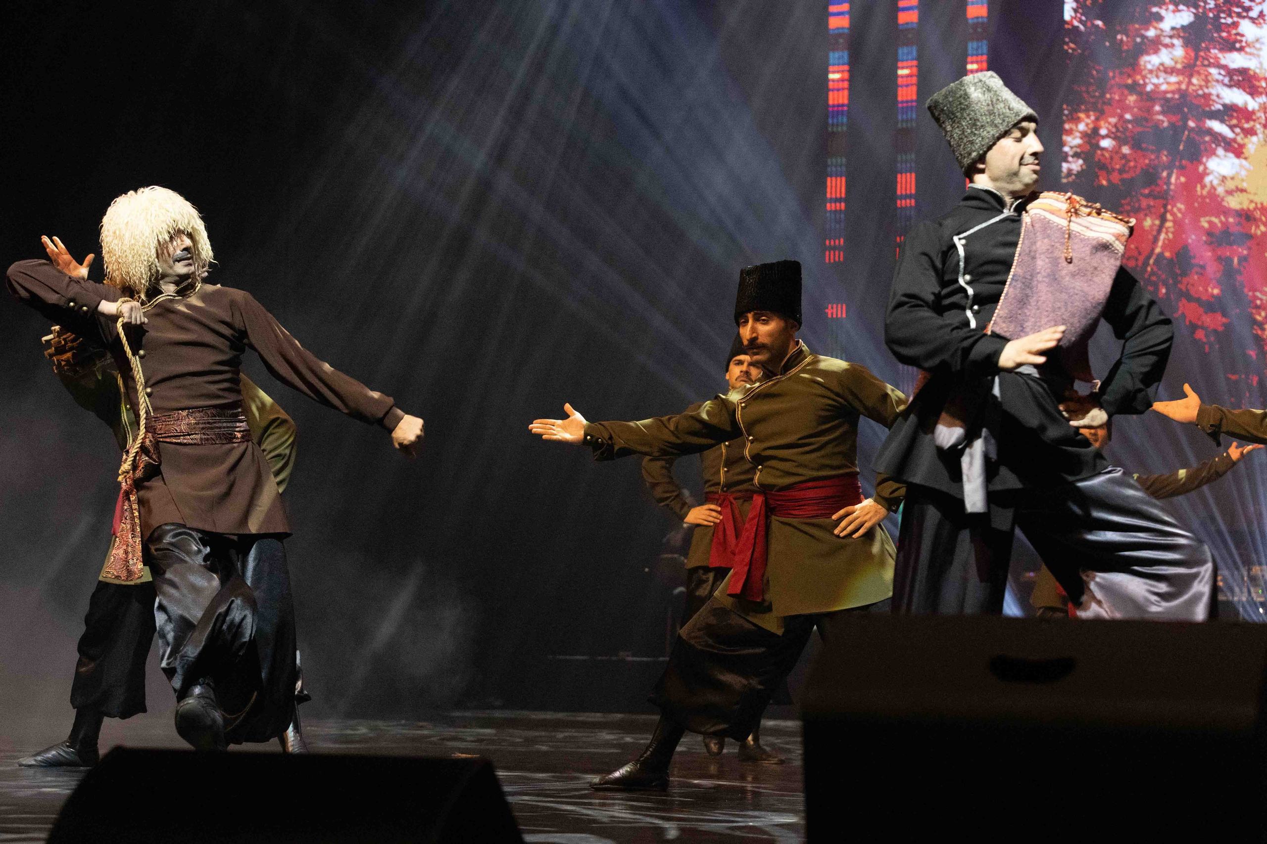 STATE DANCE ENSEMBLE. Wedding&Event photographer Ismail Rzayev in Baku