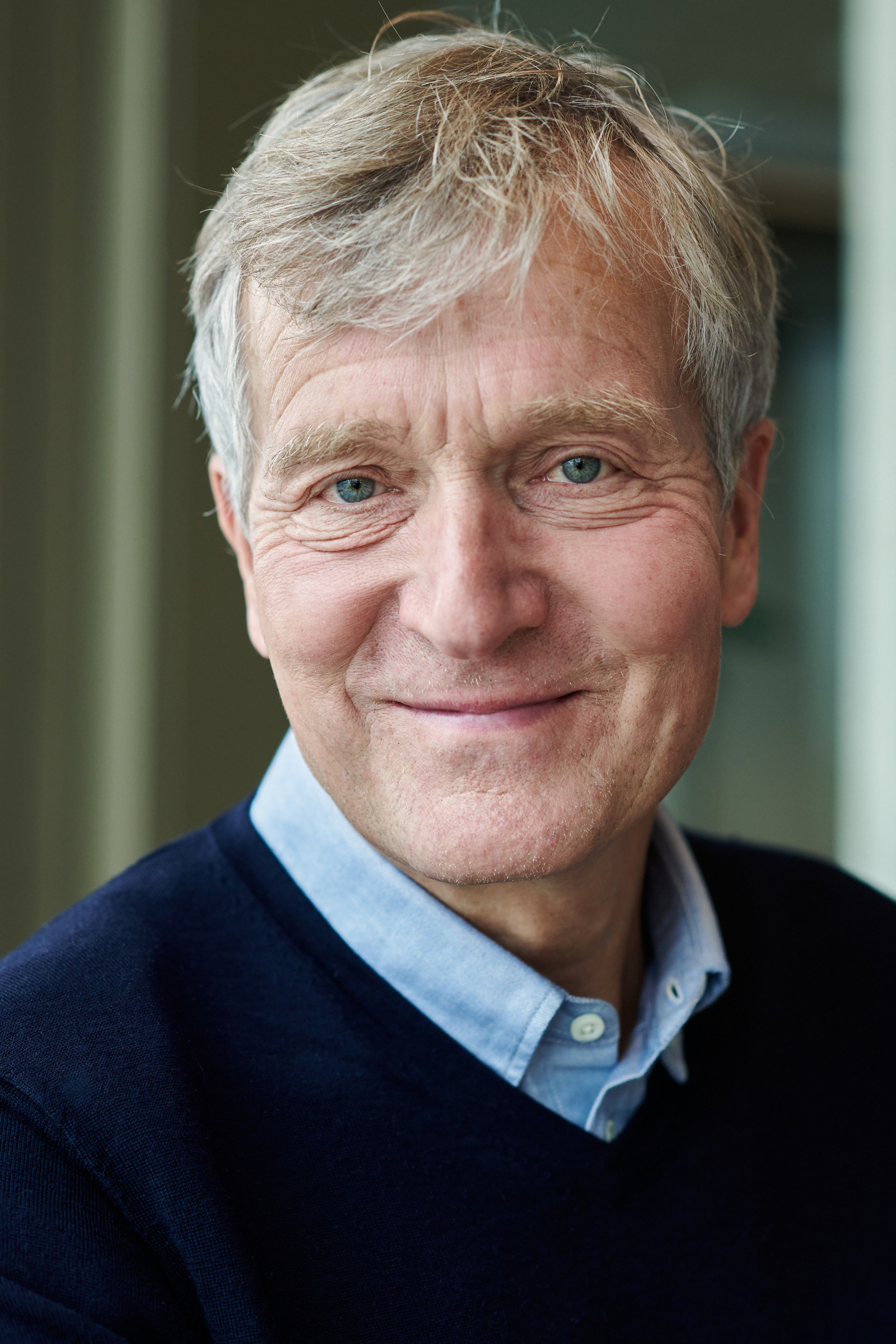 Headshot of founder company. Portrait Photographer in Brussels & Amsterdam — Victoria Ushkanova