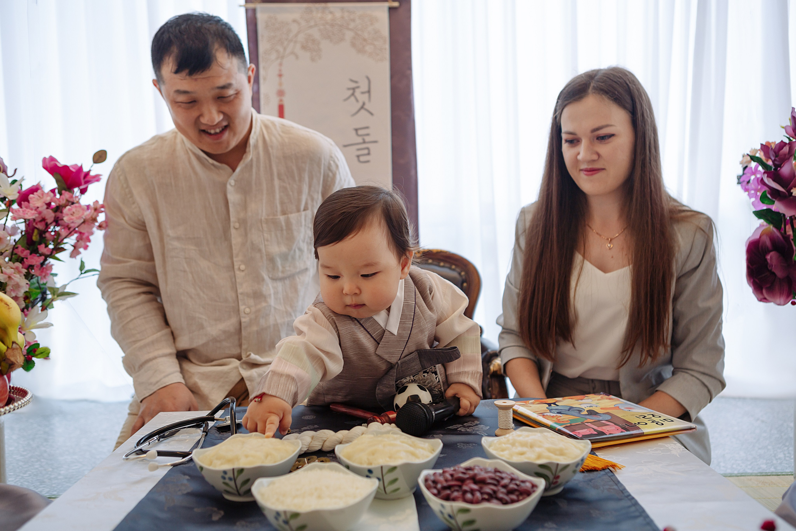 Тимофей в студии. Фотограф беременности, ньюборн и годовасиков в Корее Жанна Хан