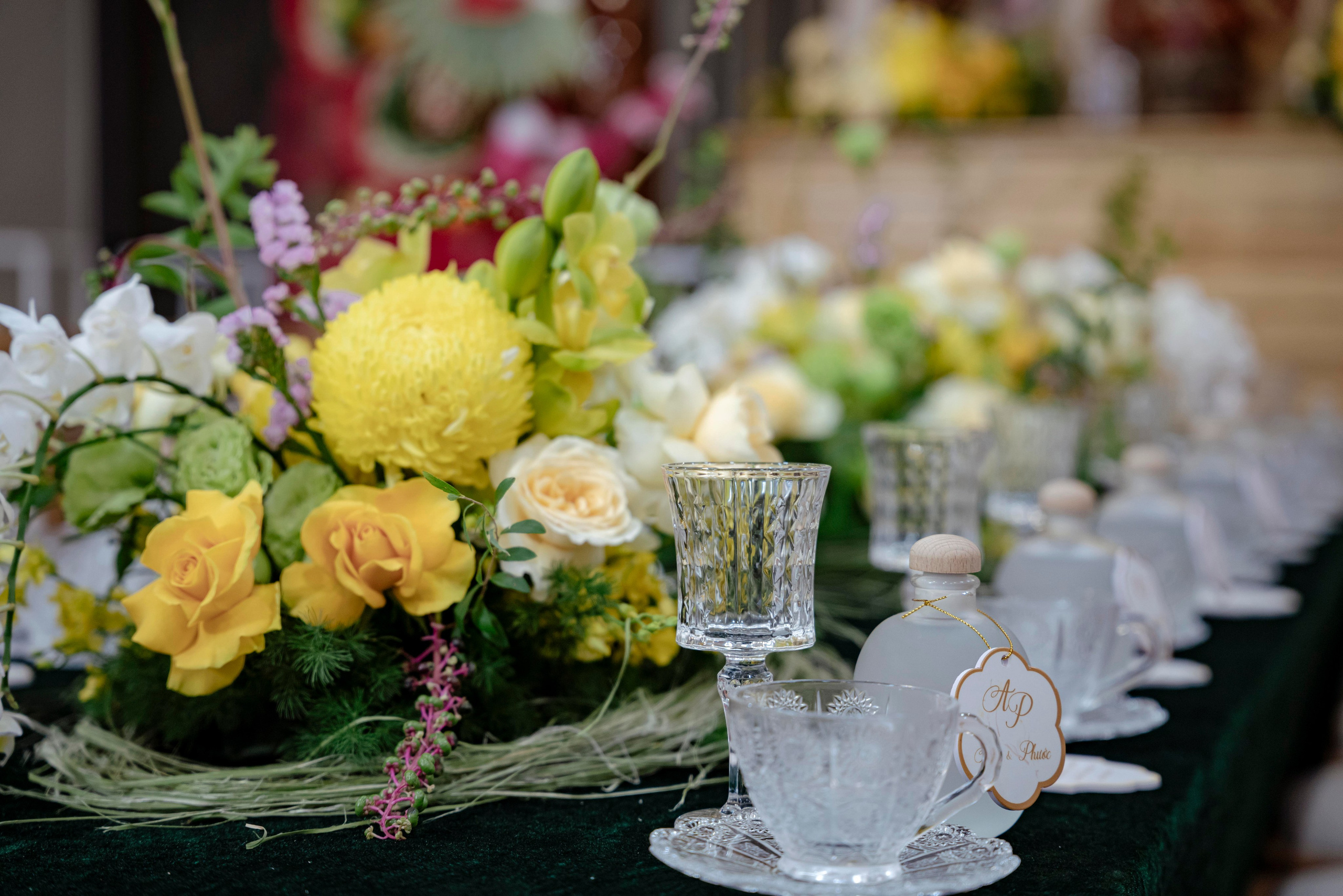 JOE & MIA. WEDDING PHOTOGRAPHER IN VIETNAM