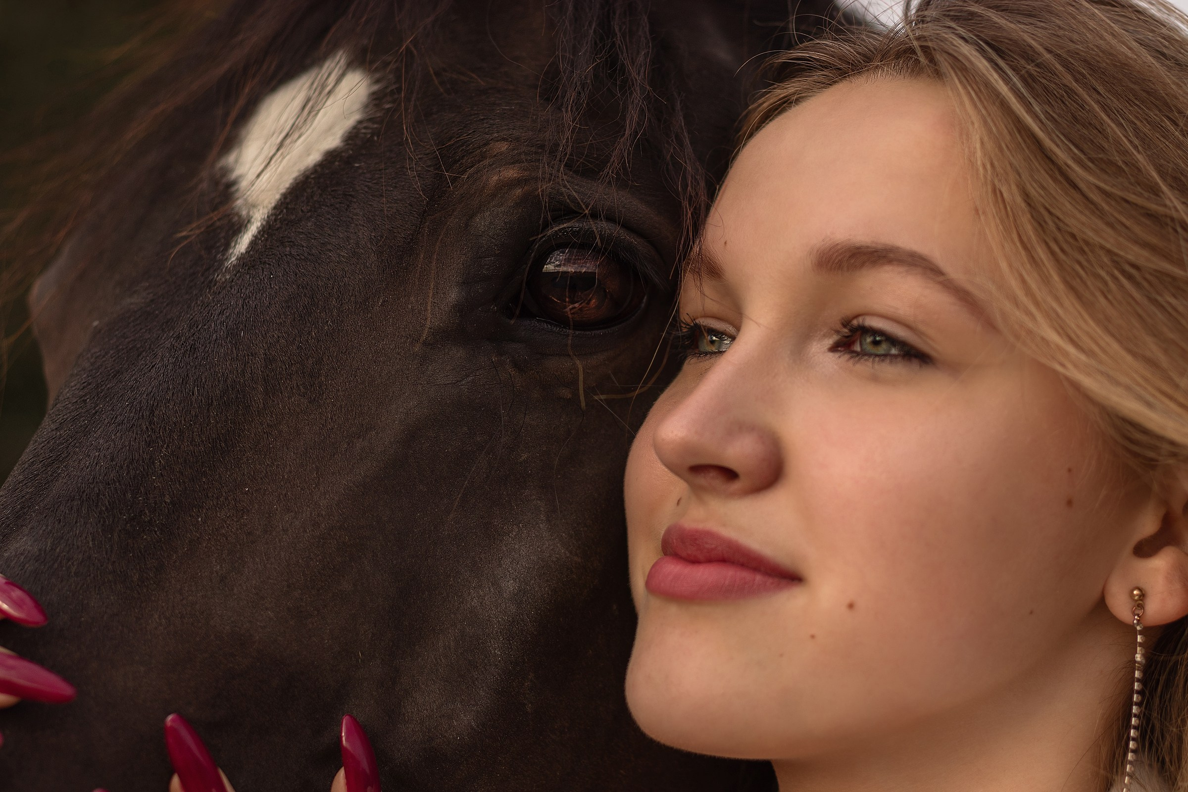 Сабина и верный друг Прайд