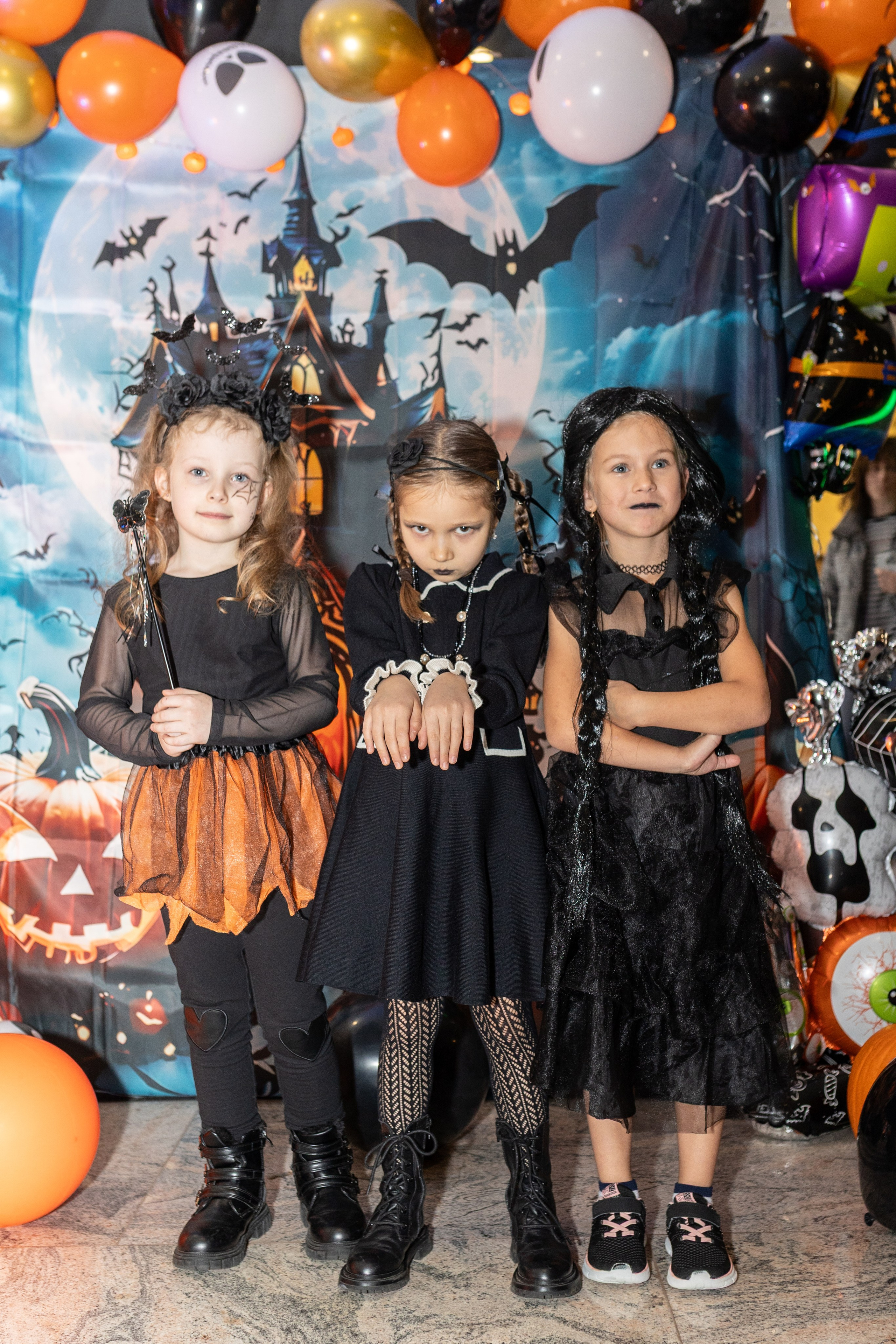 Leo dance studio Helloween 2025. Семейный и детский фотограф в Варшаве Мила Бобровская