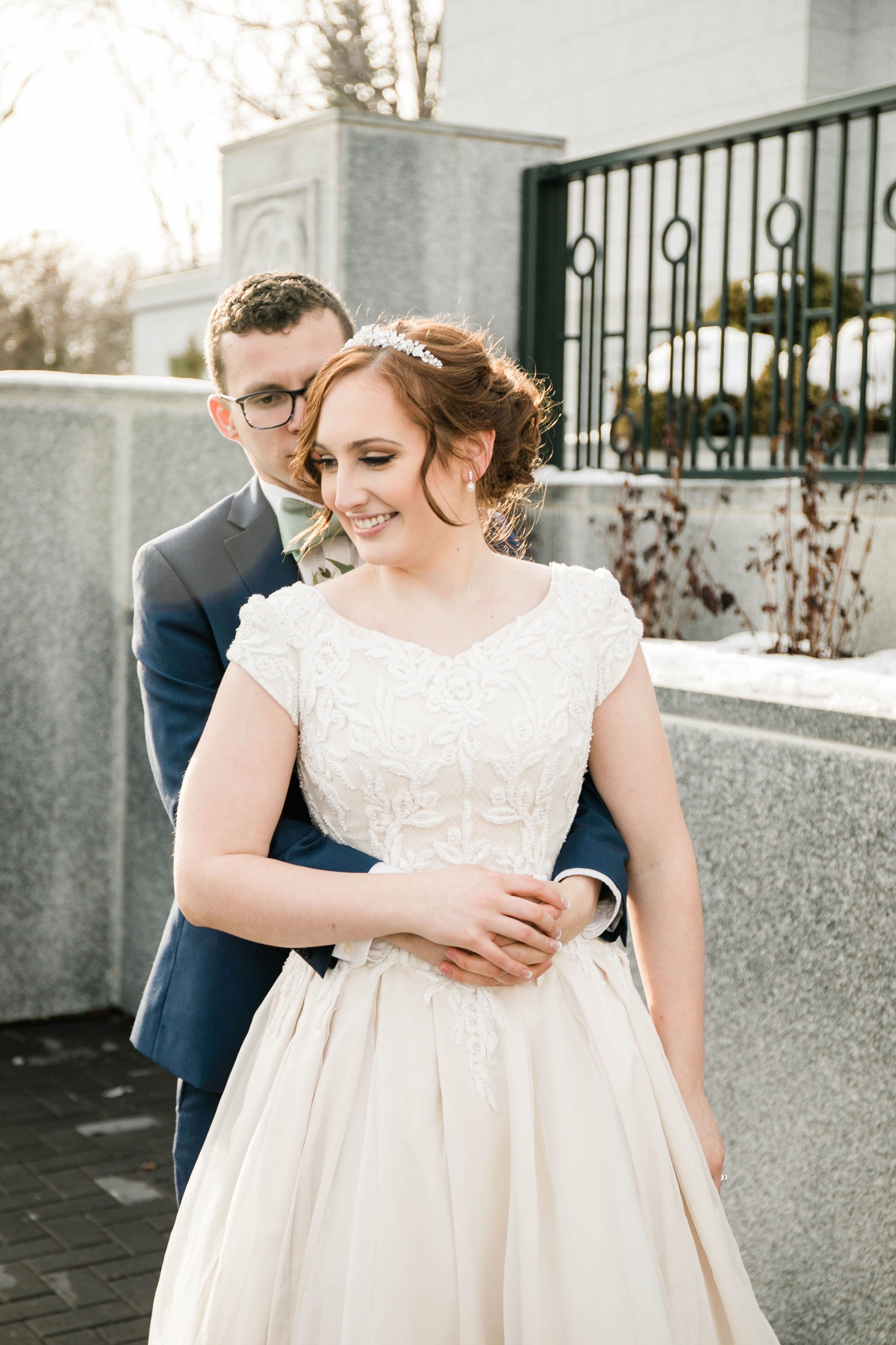 Mikayla & Thomas. Fotografía accesible en Calgary