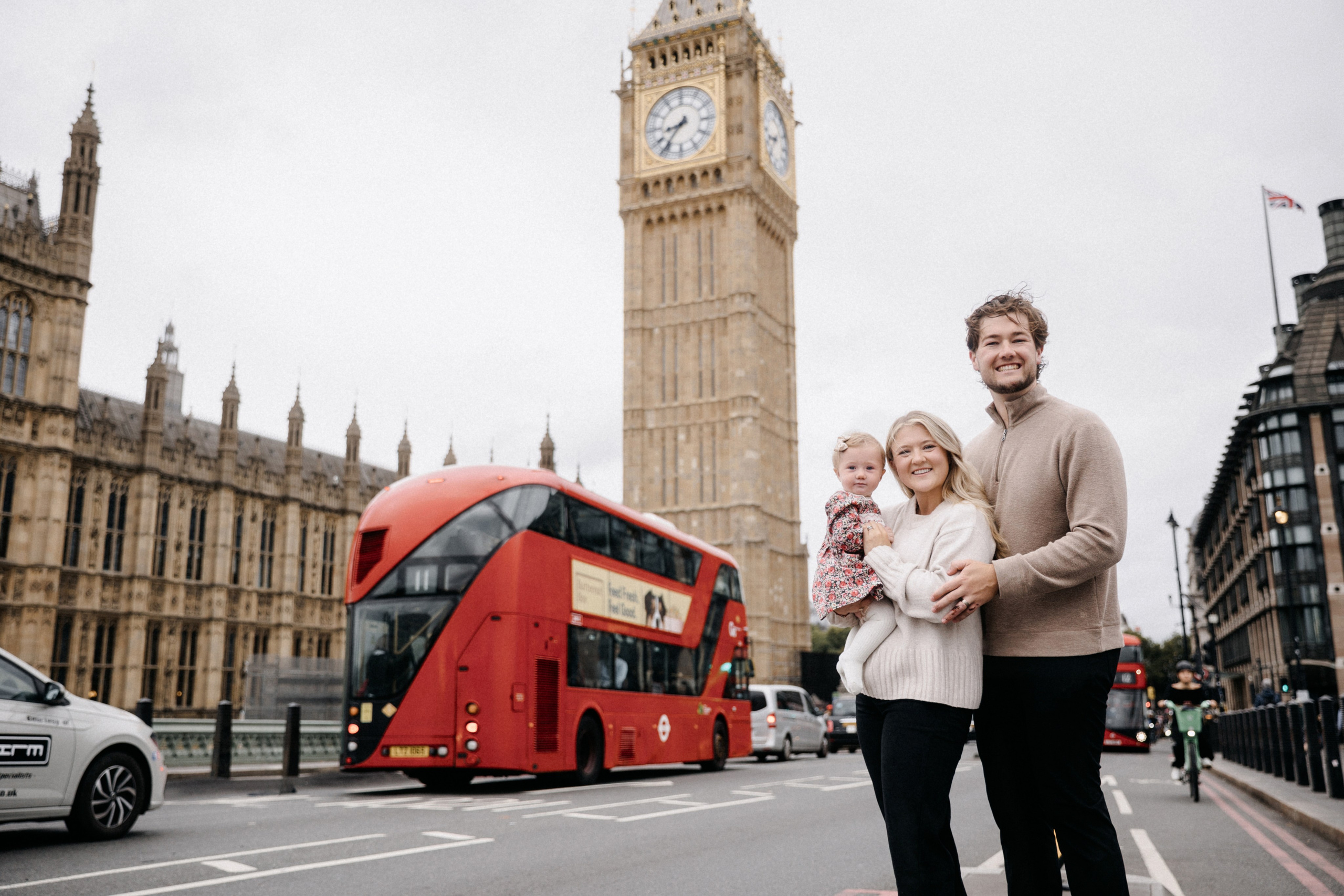Family Photoshoot at Westminster. LondonPhotoStory — Vacation Photographer in London