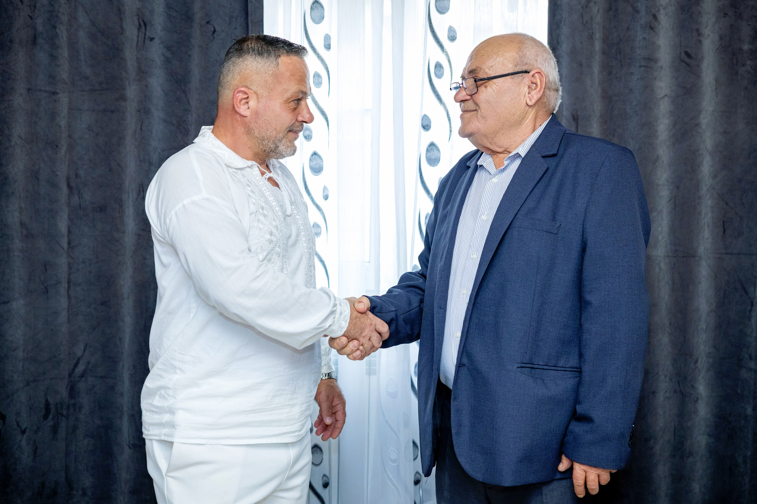 Andrei Sebastian. Moments By Gub